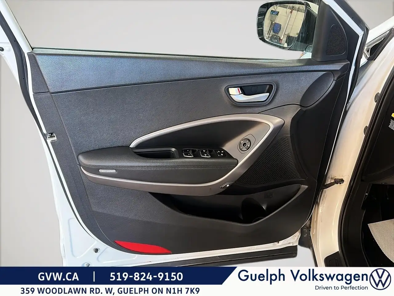 Hyundai SANTA FE photo Hyundai SANTA FE