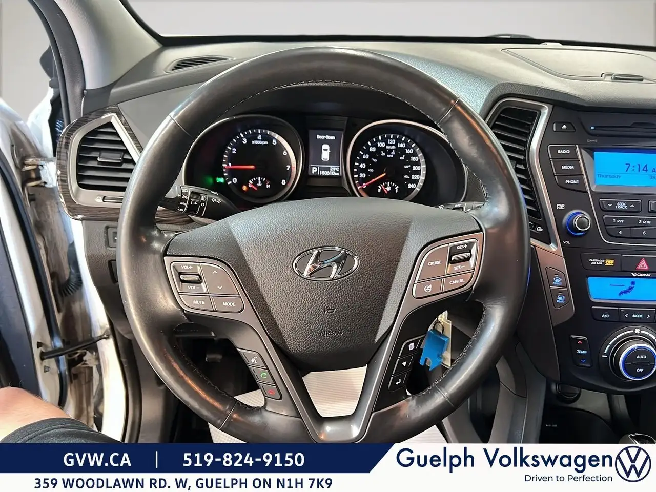 Hyundai SANTA FE photo Hyundai SANTA FE