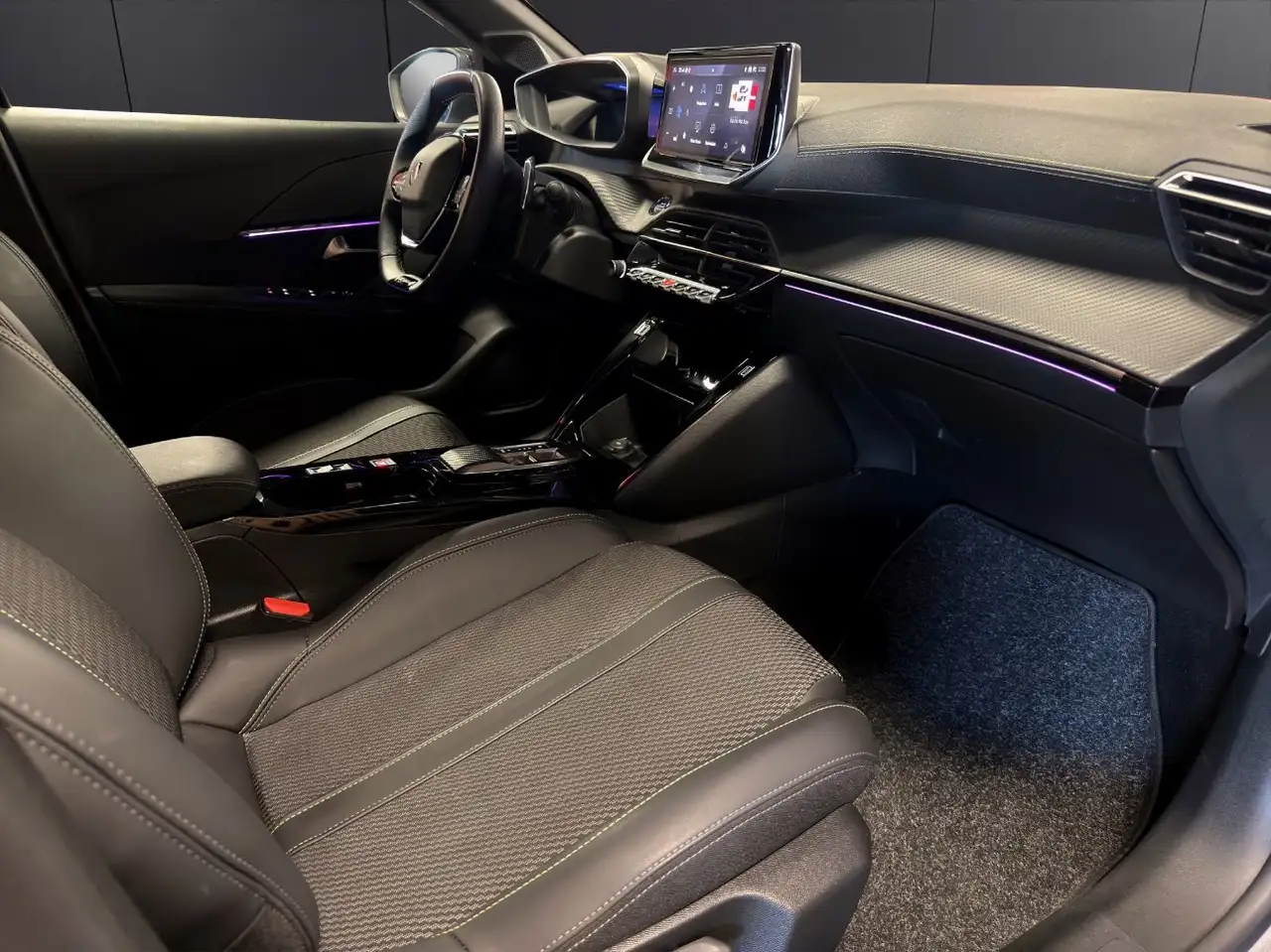 Peugeot 208 1.2 hybrid GT 145cv e-dcs 6, миниатюра 15