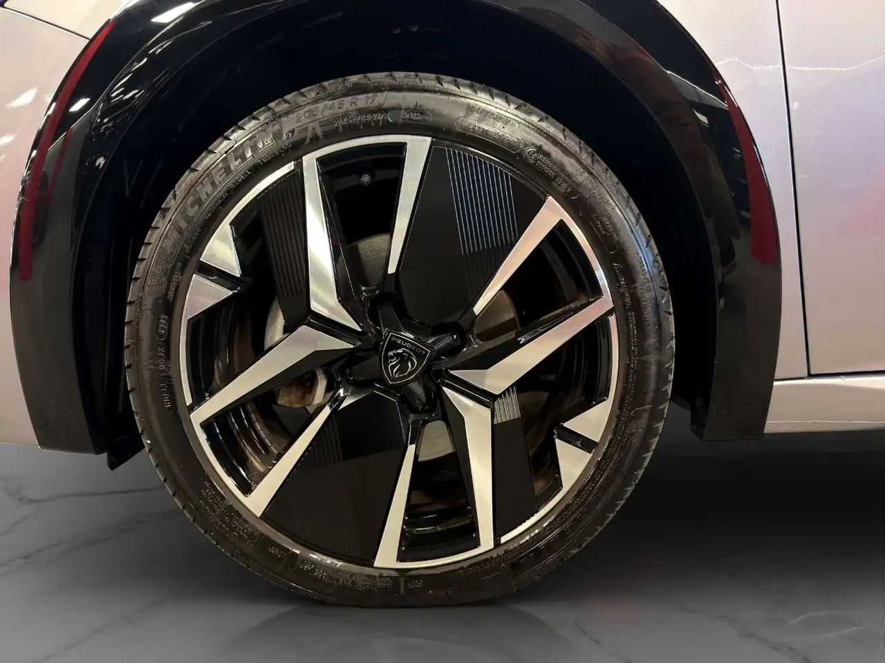 Peugeot 208 1.2 hybrid GT 145cv e-dcs 6, миниатюра 17