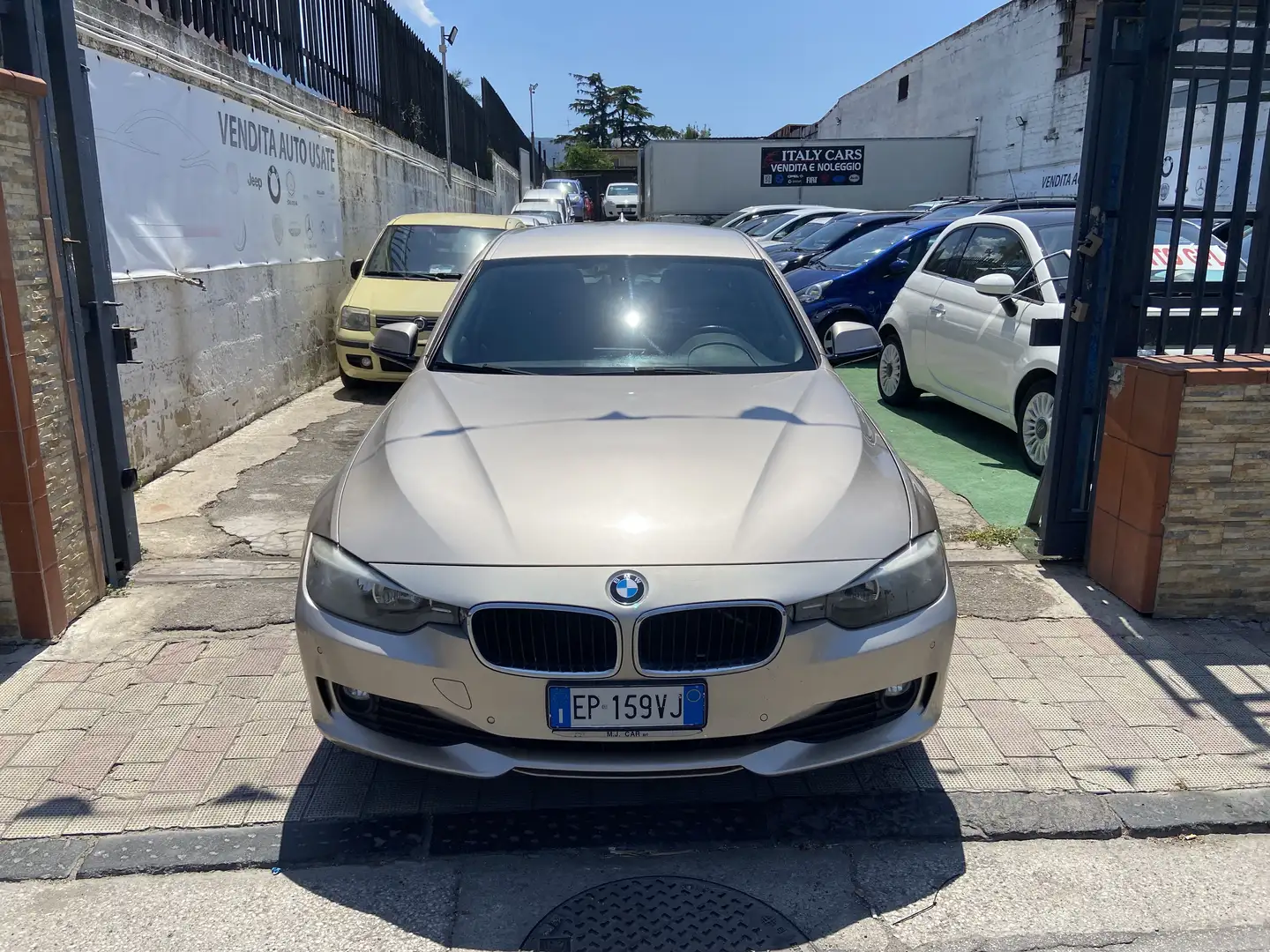 BMW 320 320d Touring xdrive Attiva 184cv - 1