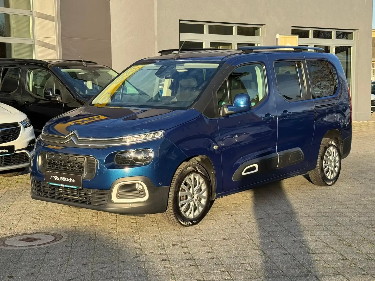 Citroen Berlingo Shine XL 1.5 D - 7-SITZER/NAVI/KAMERA/PDC Bleu - 1