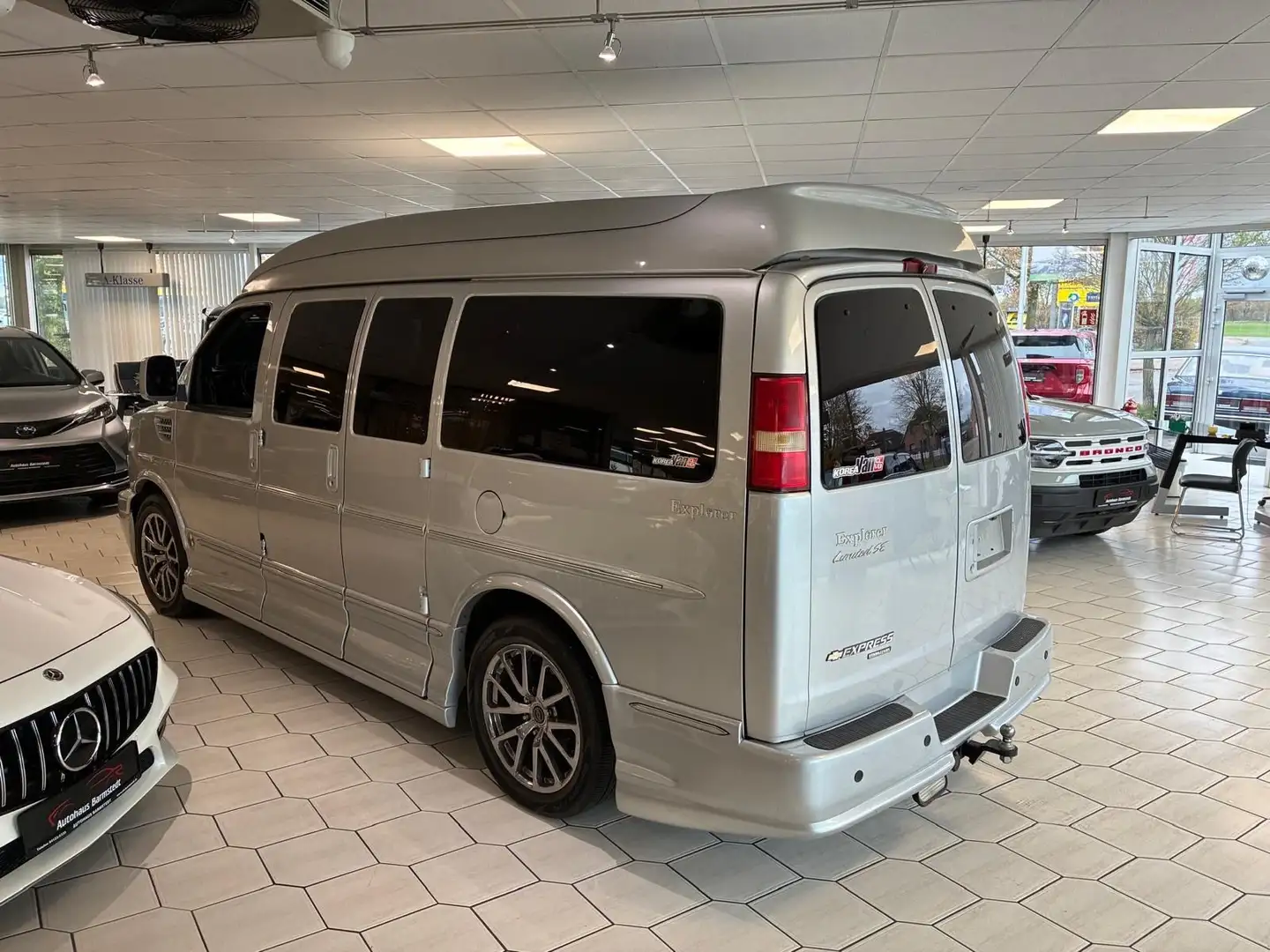 GMC Savana 5,3l V8 Explorer Limited SE Silber - 2