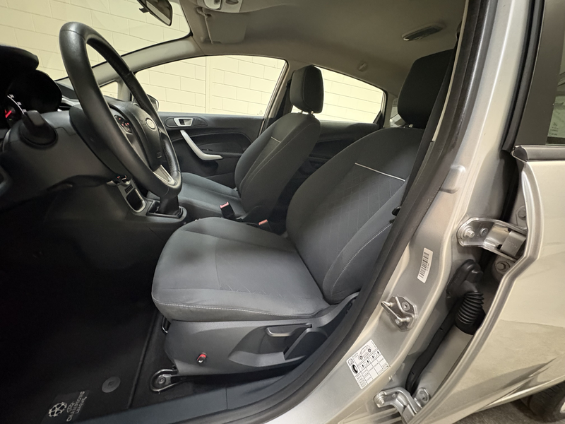 Ford Fiesta 1.25 Titanium, Lage km stand, 100% onderhouden, Ai — photo 3