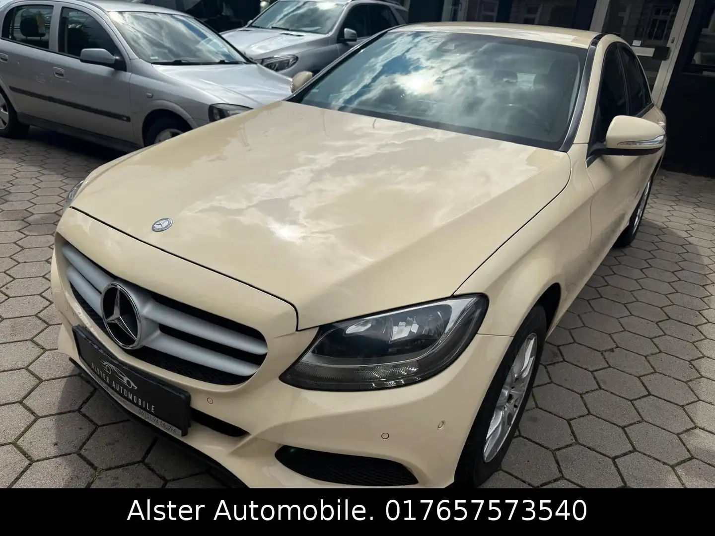 Mercedes-Benz C 220 C -Klasse Lim. C 220 BlueTec / d Gelb - 2