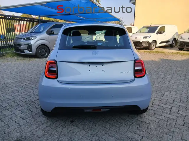 Fiat 500 view 9