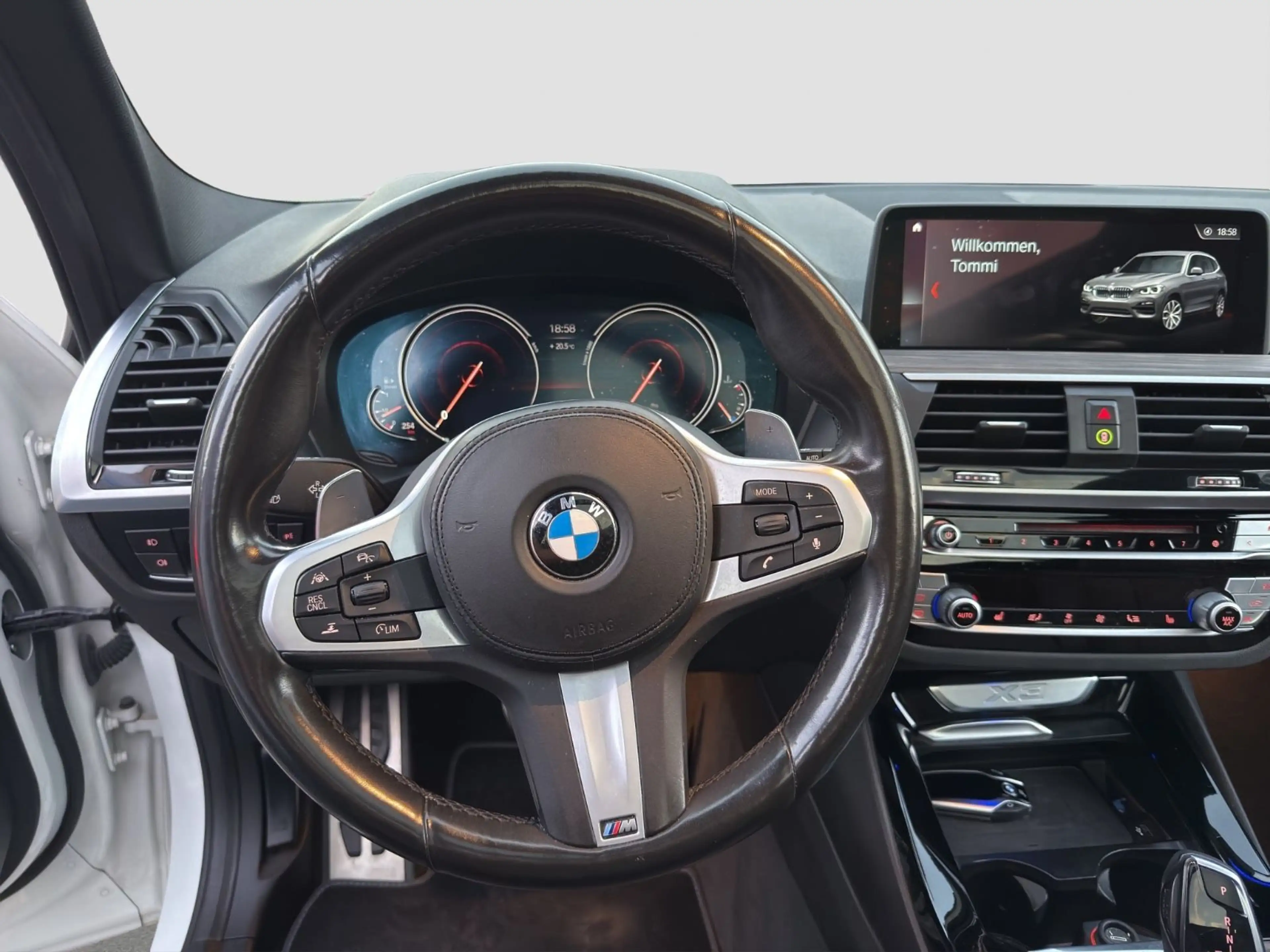 BMW X3 xDrive 30 d 360°/HeadUp/Panorama/21"/ M Sport — photo 10
