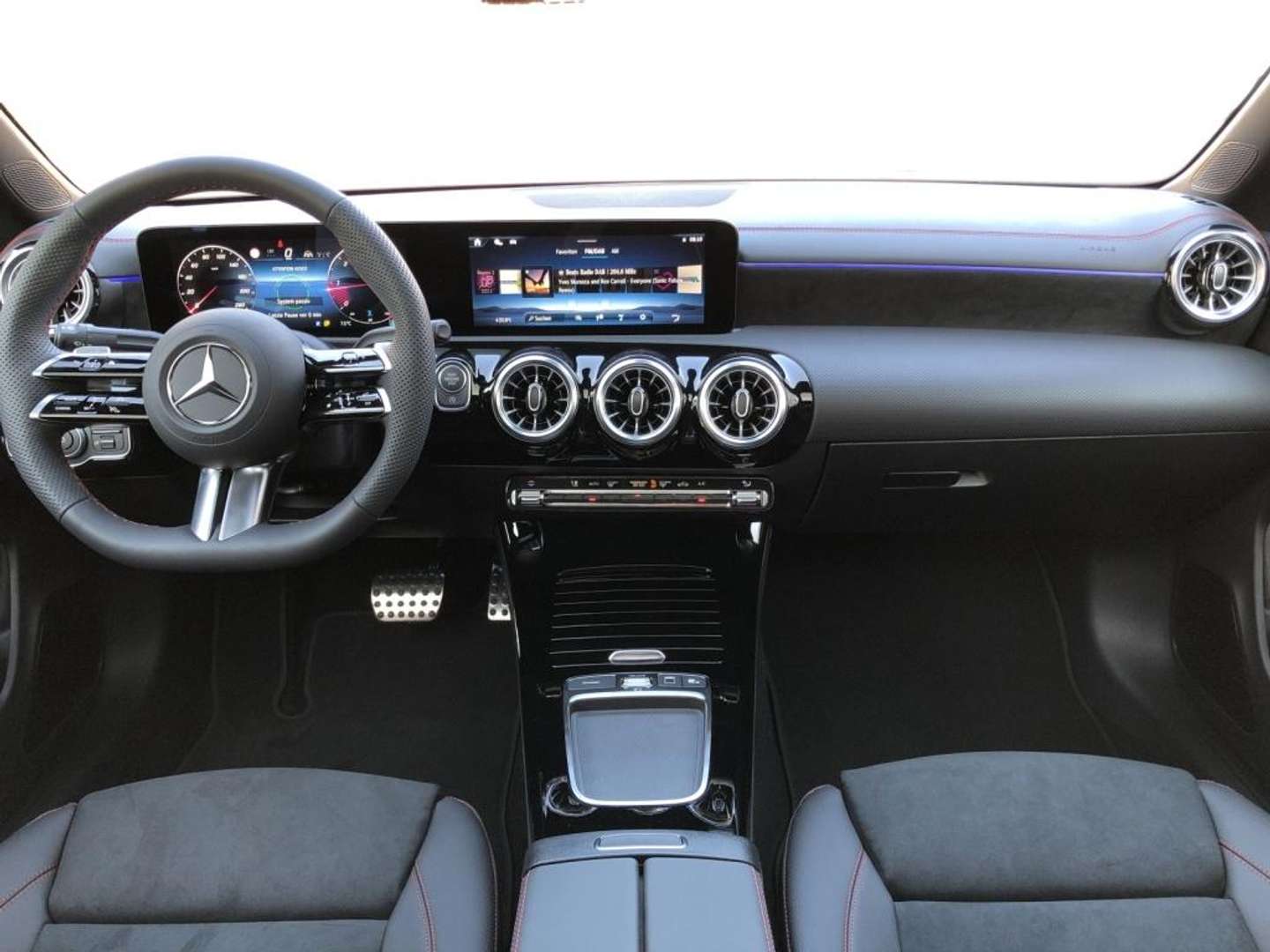 Mercedes CLA 220 Night Edition -  - Joinsteer - #3