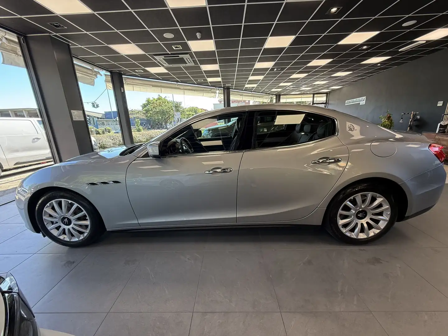 Maserati Ghibli Ghibli V6 Diesel Grigio - 2