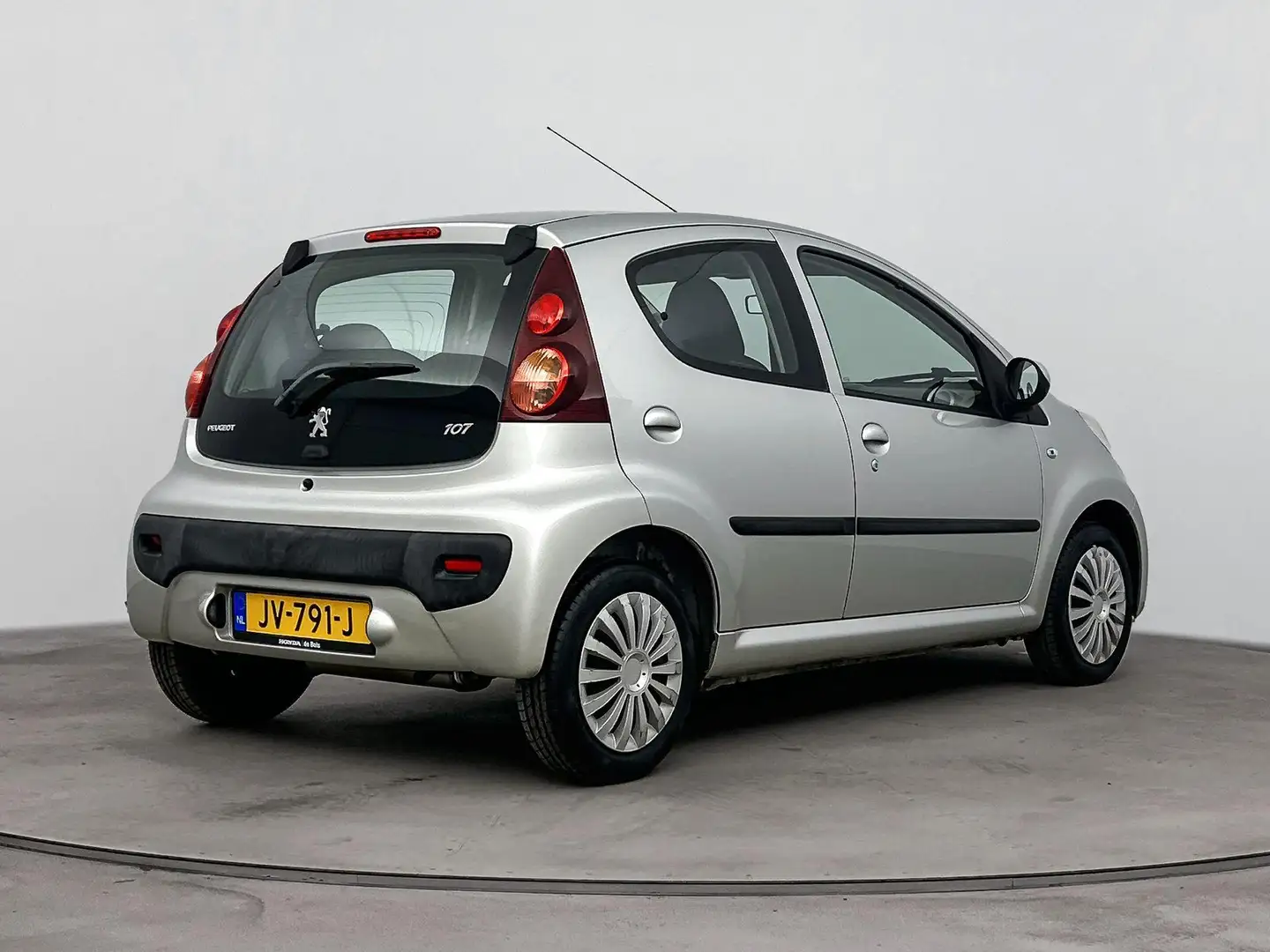 Peugeot 107 1.0 ACTIVE AUTOMAAT | 5 DEURS | ELEKTRISCHE RAMEN Gris - 2