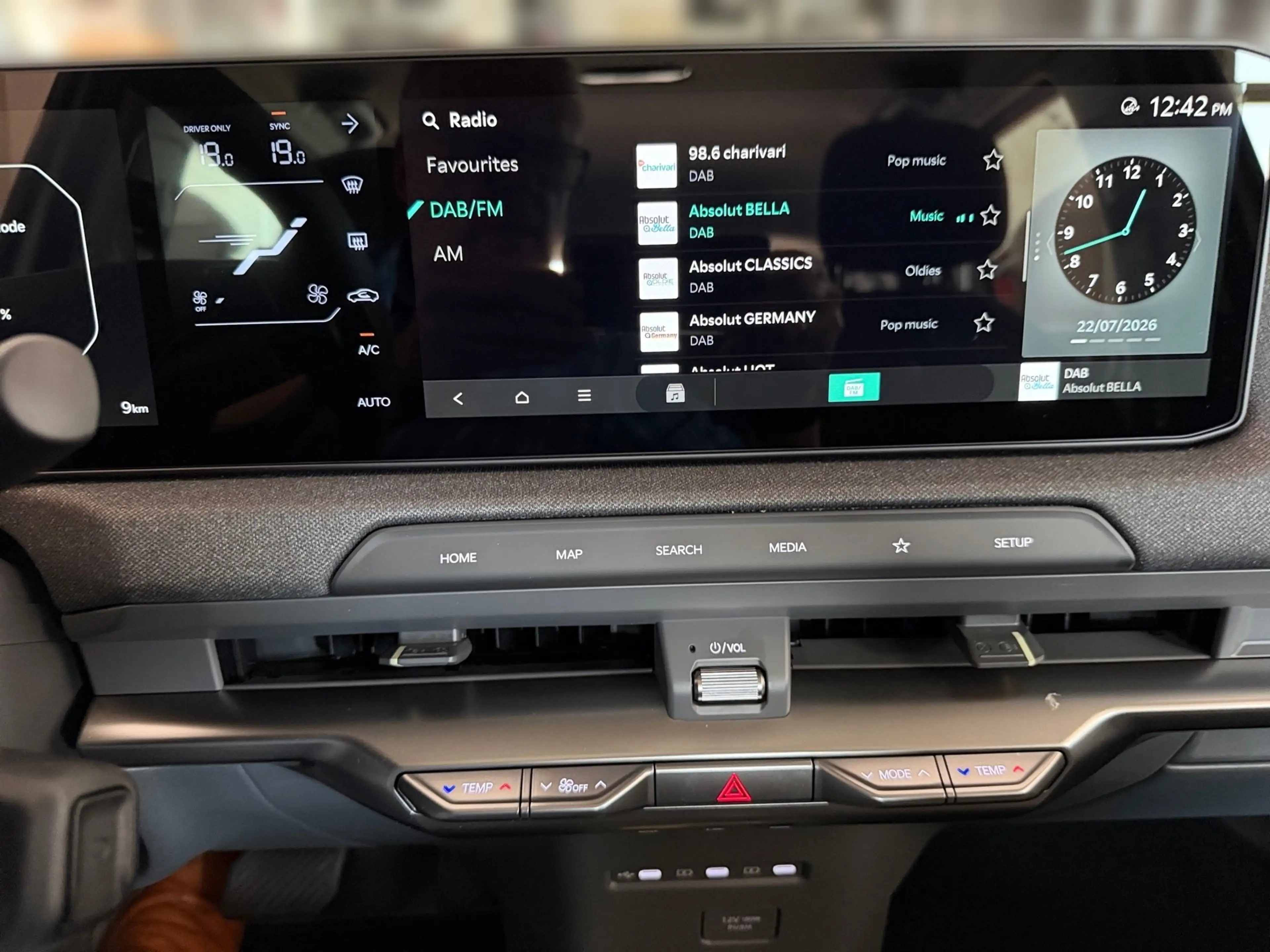 Kia EV2 61 5S EARTH WIC LED+SHZ+Fernlichtass.+LM+PDC — photo 14