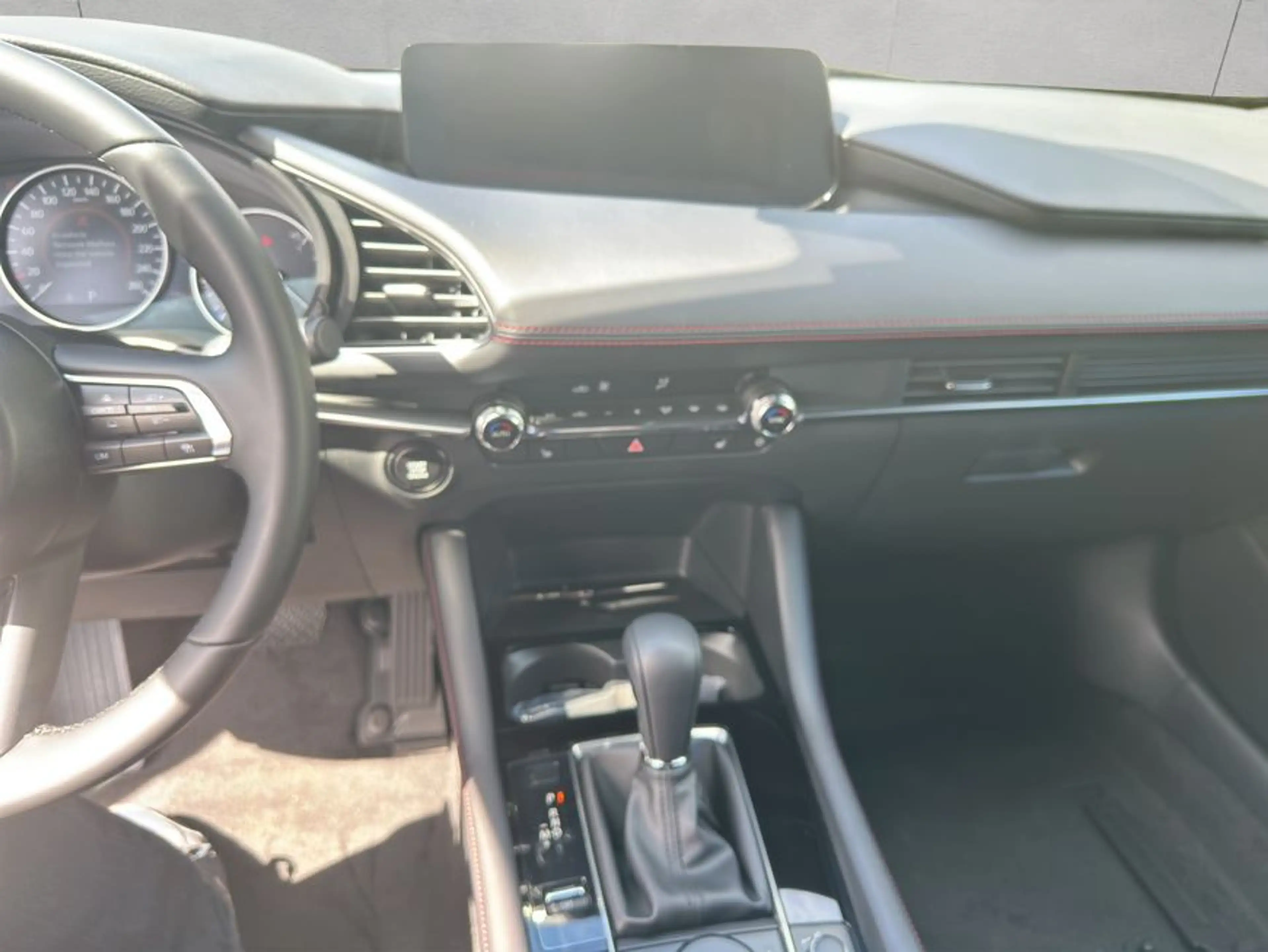 Mazda 3 e-SKYACTIV-X 186 M HYBRID Aut. HOMURA 137 kW, 5- — photo 14