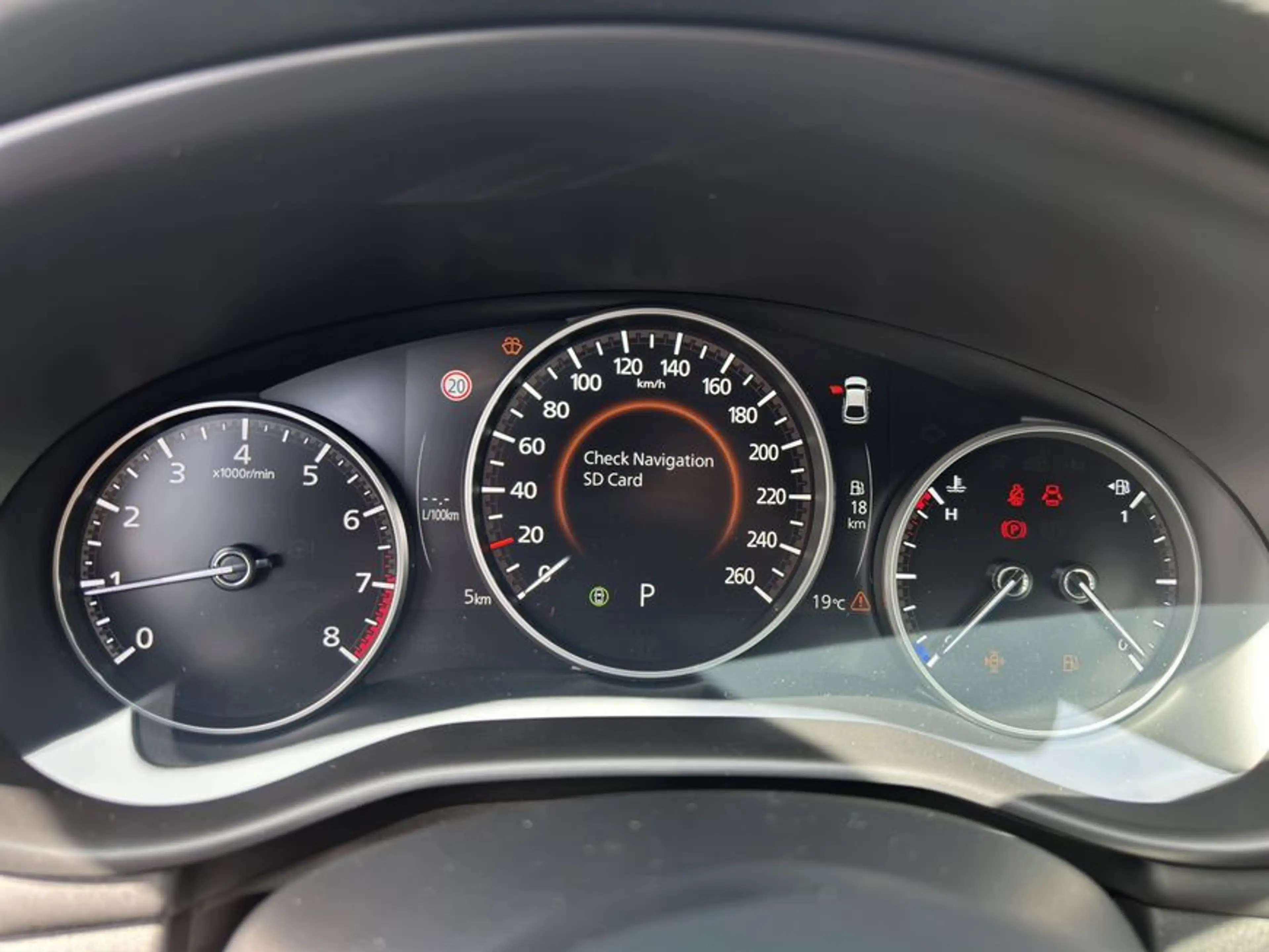 Mazda 3 e-SKYACTIV-X 186 M HYBRID Aut. HOMURA 137 kW, 5- — photo 12