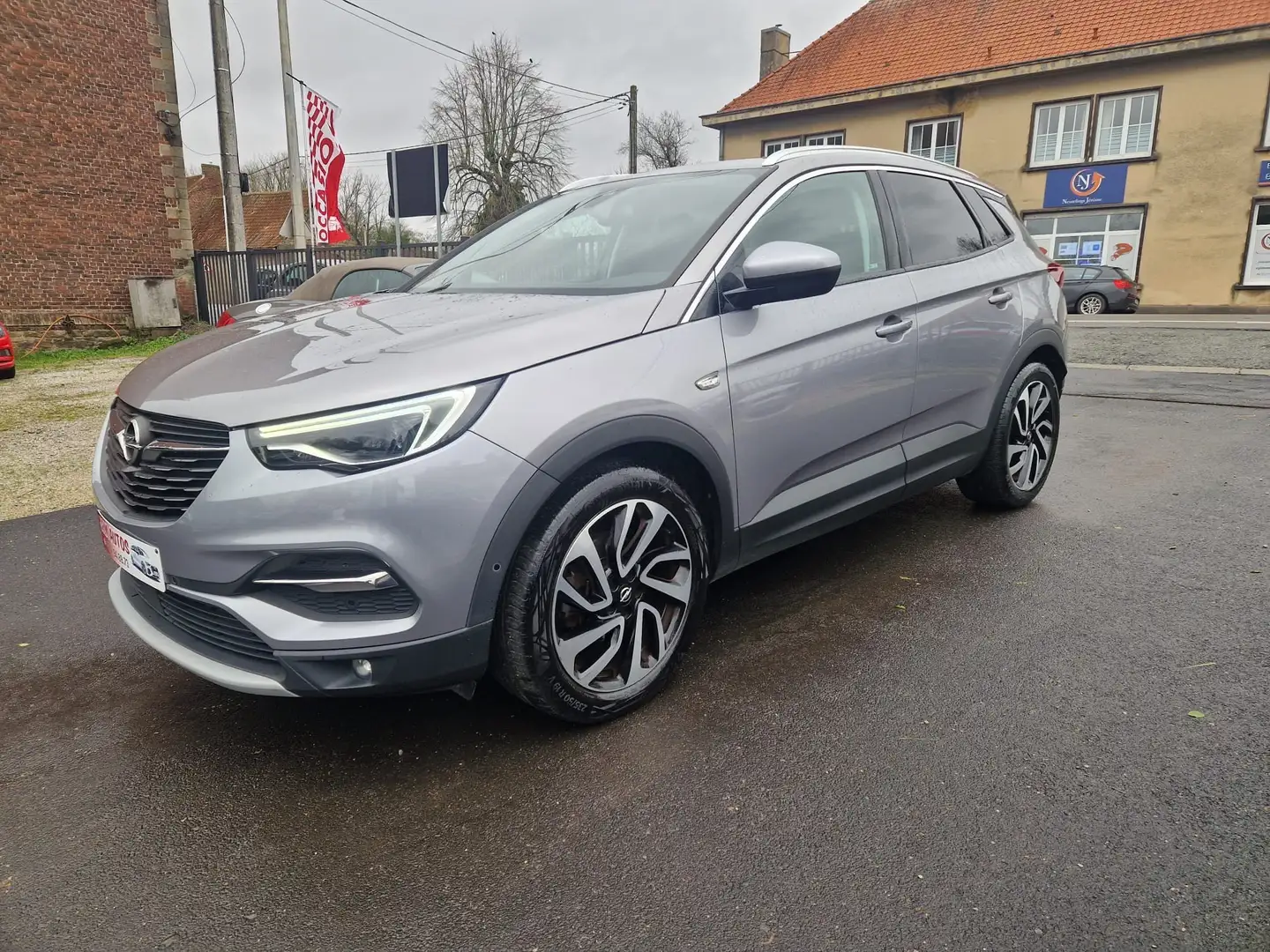 Opel Grandland X 1.6CDTI Innovation 1er propriétaire avec carnet Grau - 1