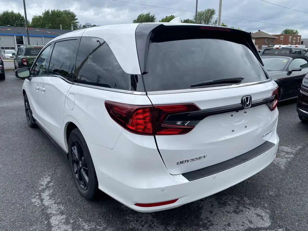 Honda Odyssey photo Honda Odyssey