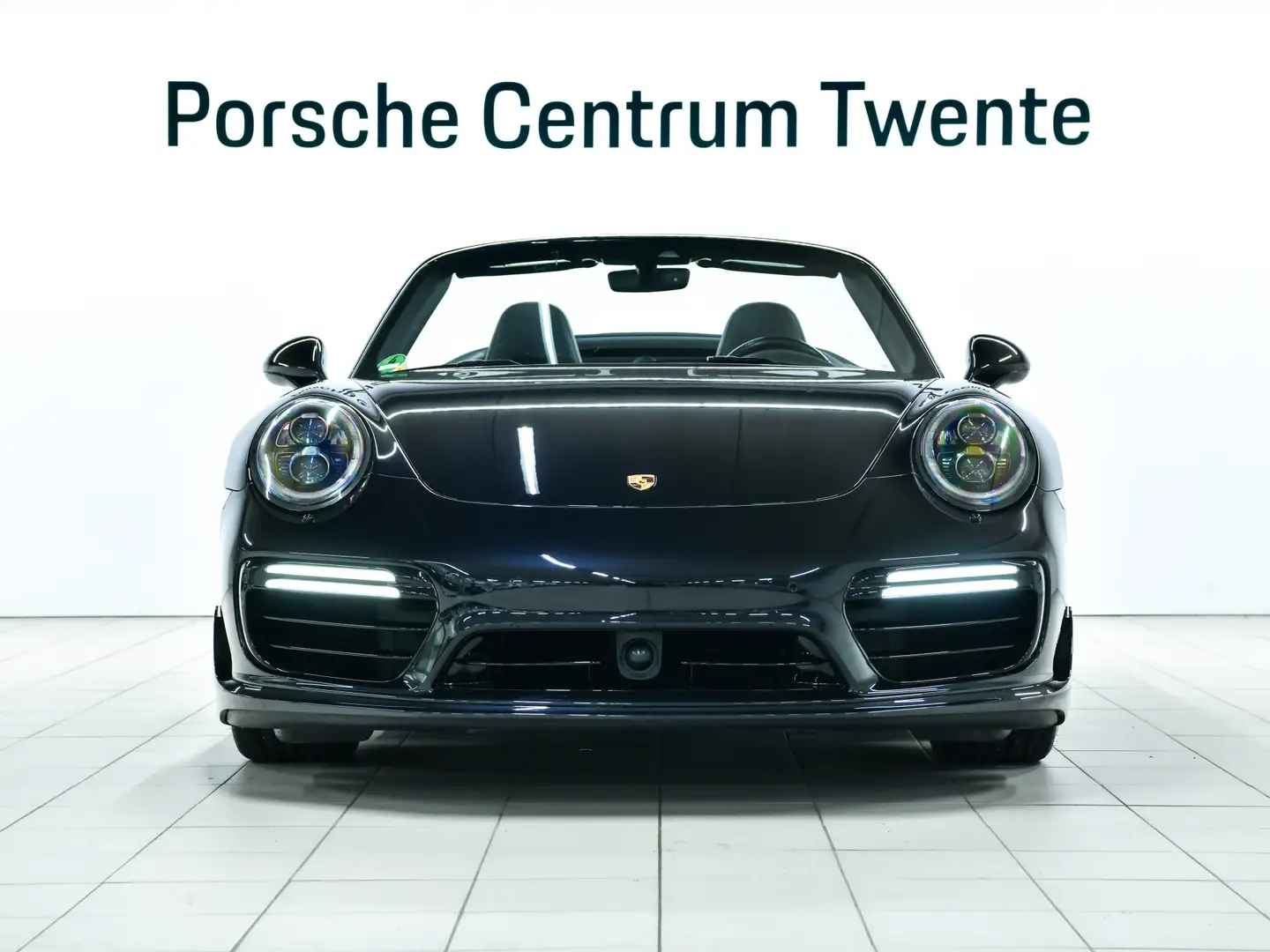 Porsche 991 Turbo S Cabrio Noir - 2