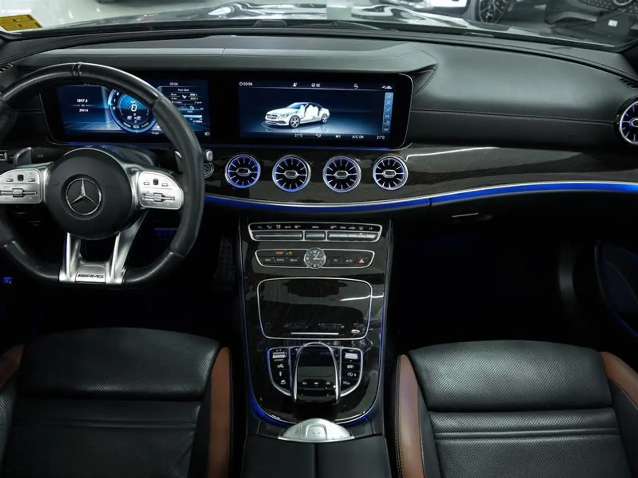 Mercedes-Benz E-Class fotografie Mercedes-Benz E-Class