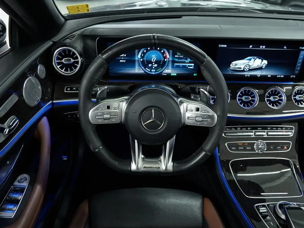 Mercedes-Benz E-Class fotografie Mercedes-Benz E-Class
