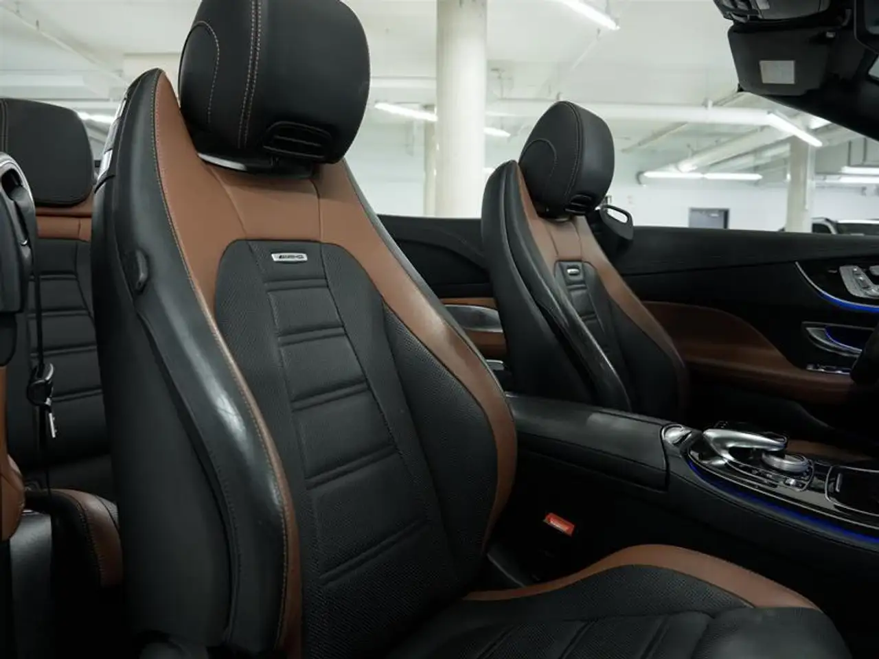 Mercedes-Benz E-Class fotografie Mercedes-Benz E-Class