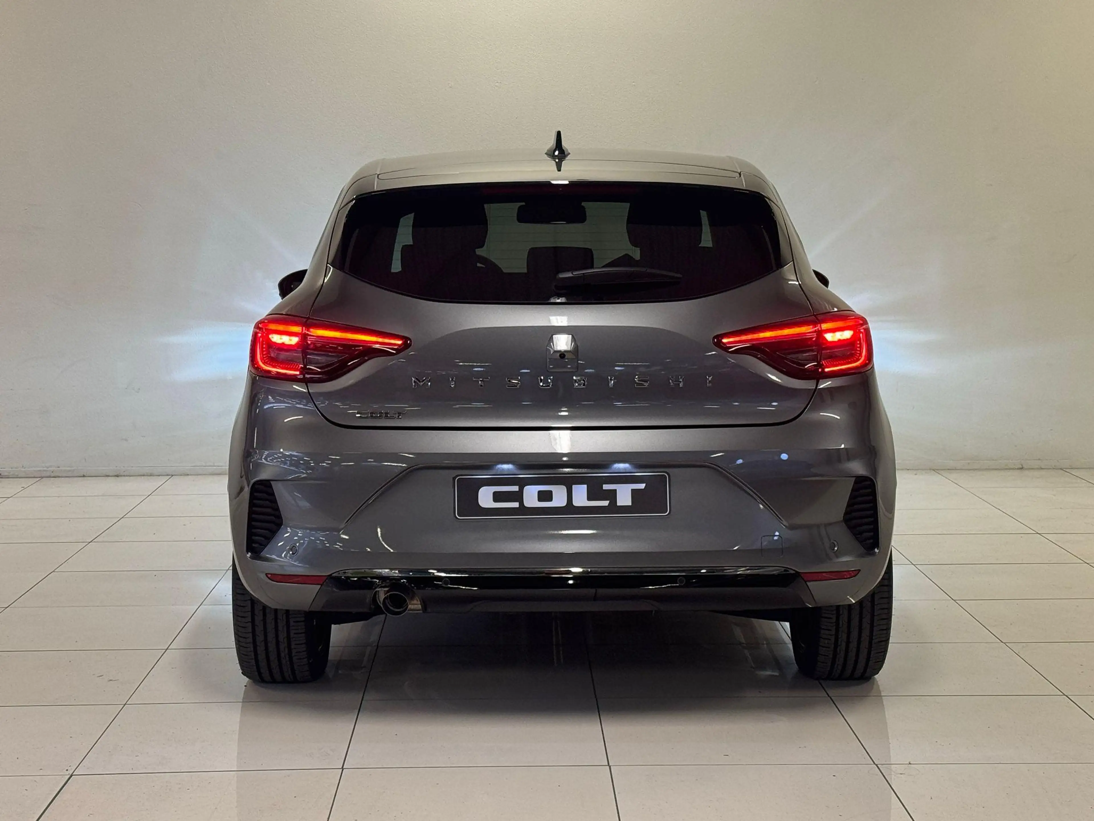 Mitsubishi Colt 1.0T 90 MT Instyle | Van: € 29.999,- nu direct rij — photo 22