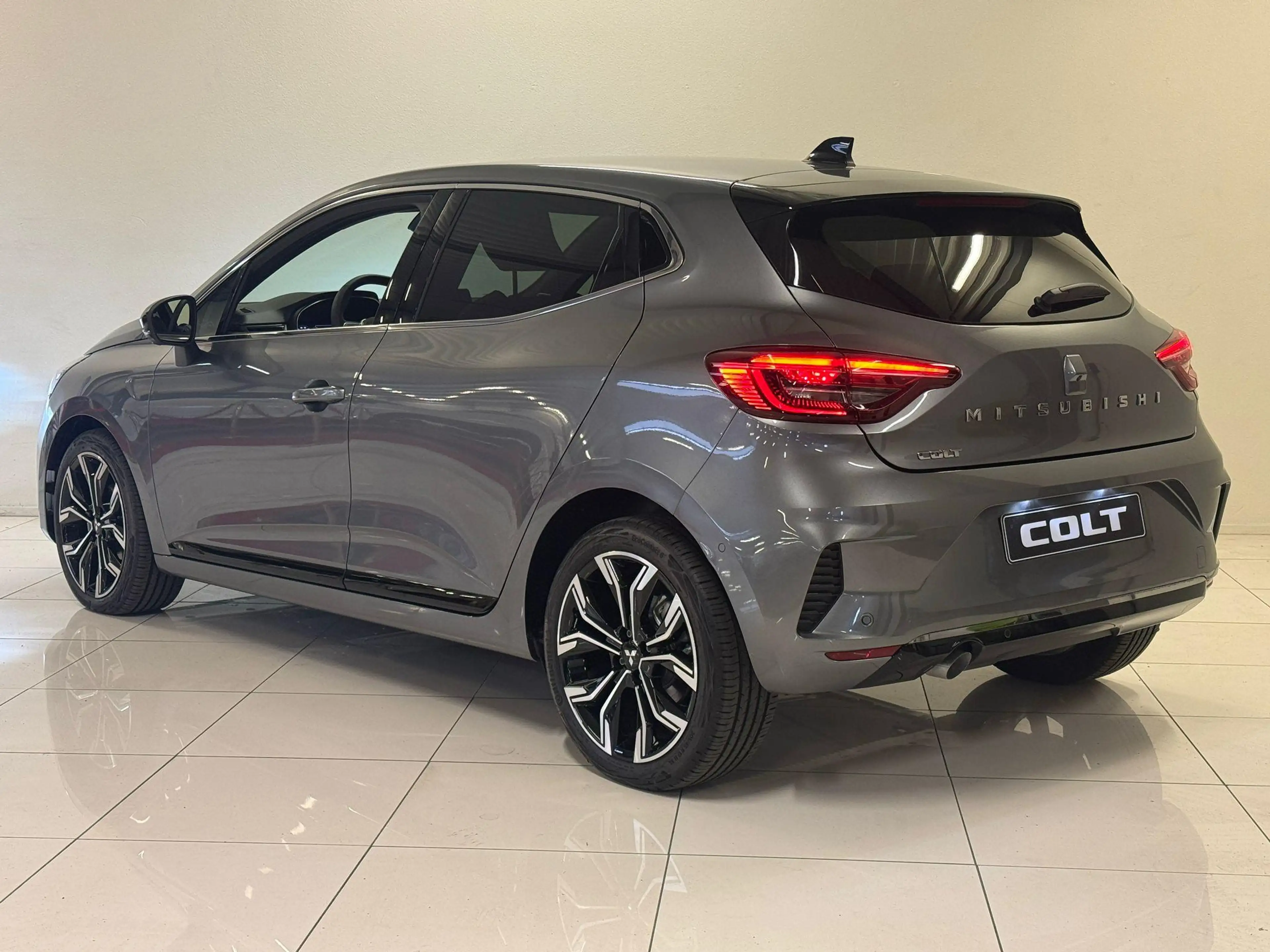 Mitsubishi Colt 1.0T 90 MT Instyle | Van: € 29.999,- nu direct rij — photo 6
