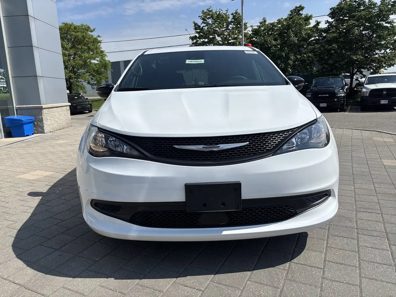 Chrysler Grand Caravan снимка Chrysler Grand Caravan