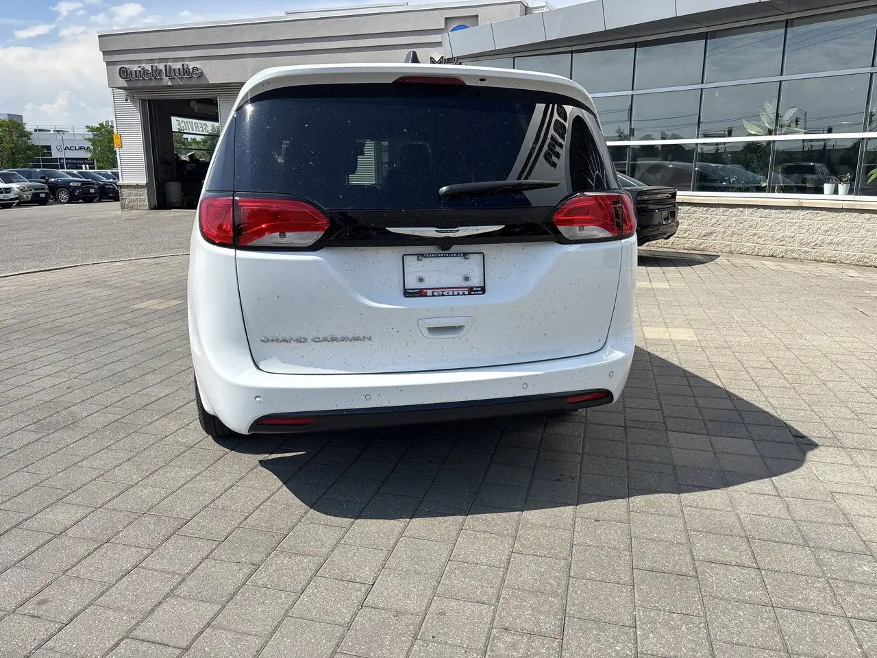 Chrysler Grand Caravan снимка Chrysler Grand Caravan