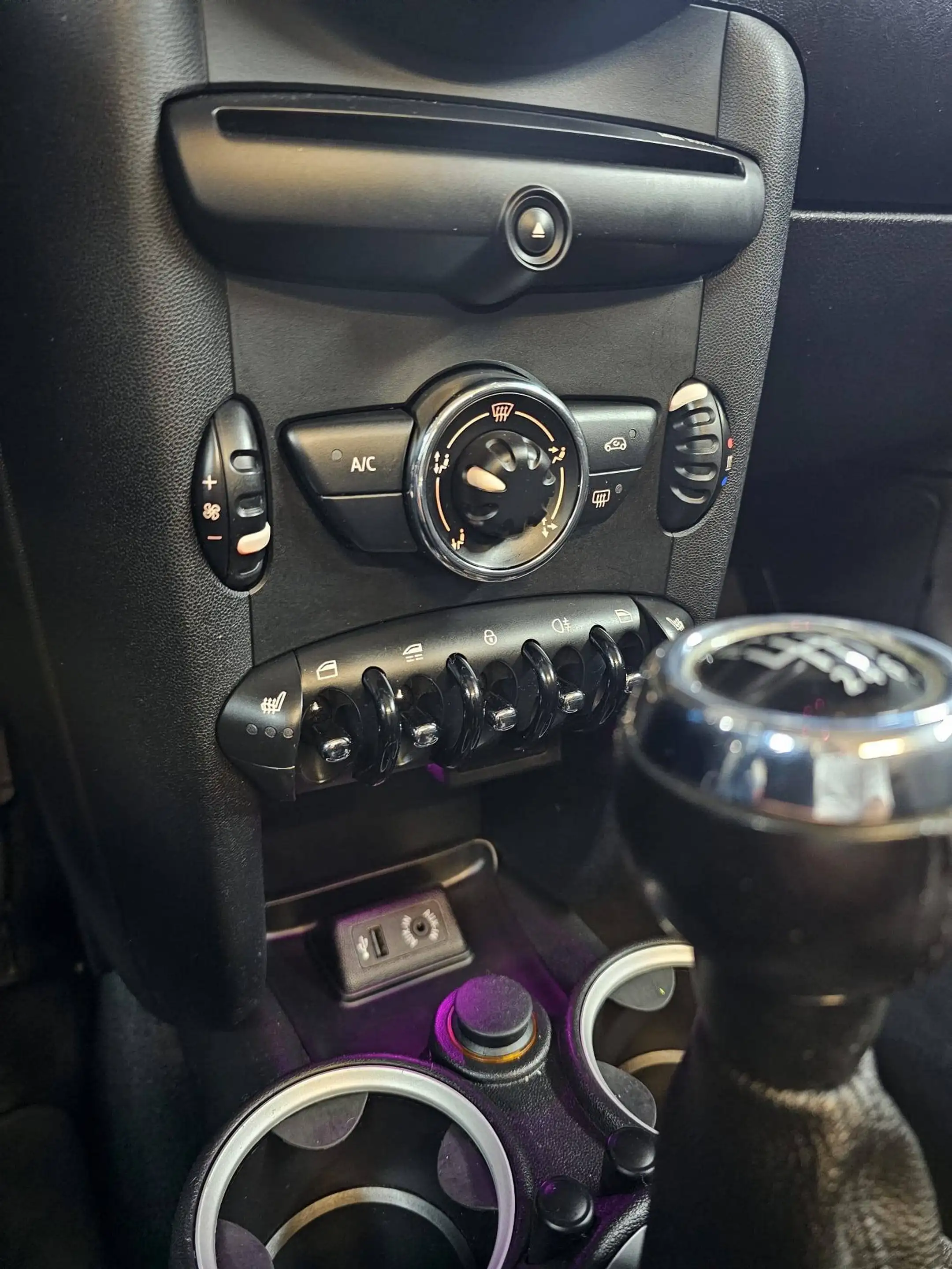 MINI One Cabrio One — photo 15