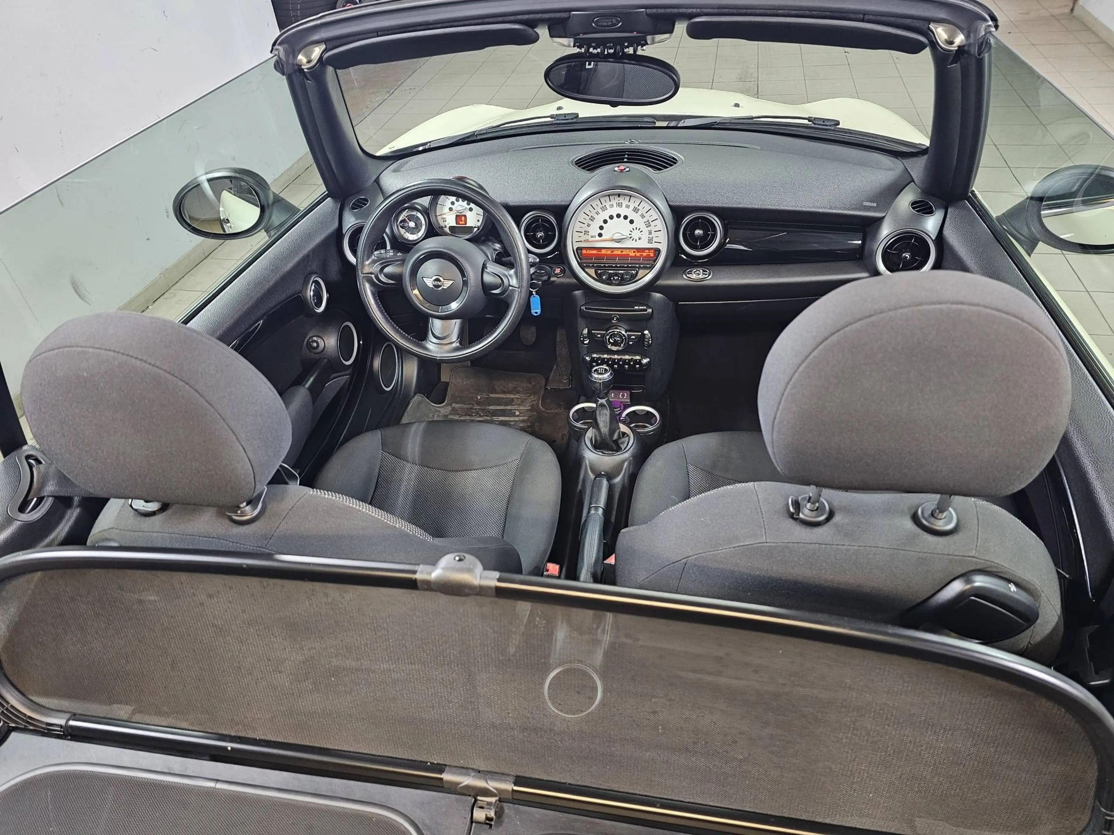 MINI One Cabrio One — photo 9