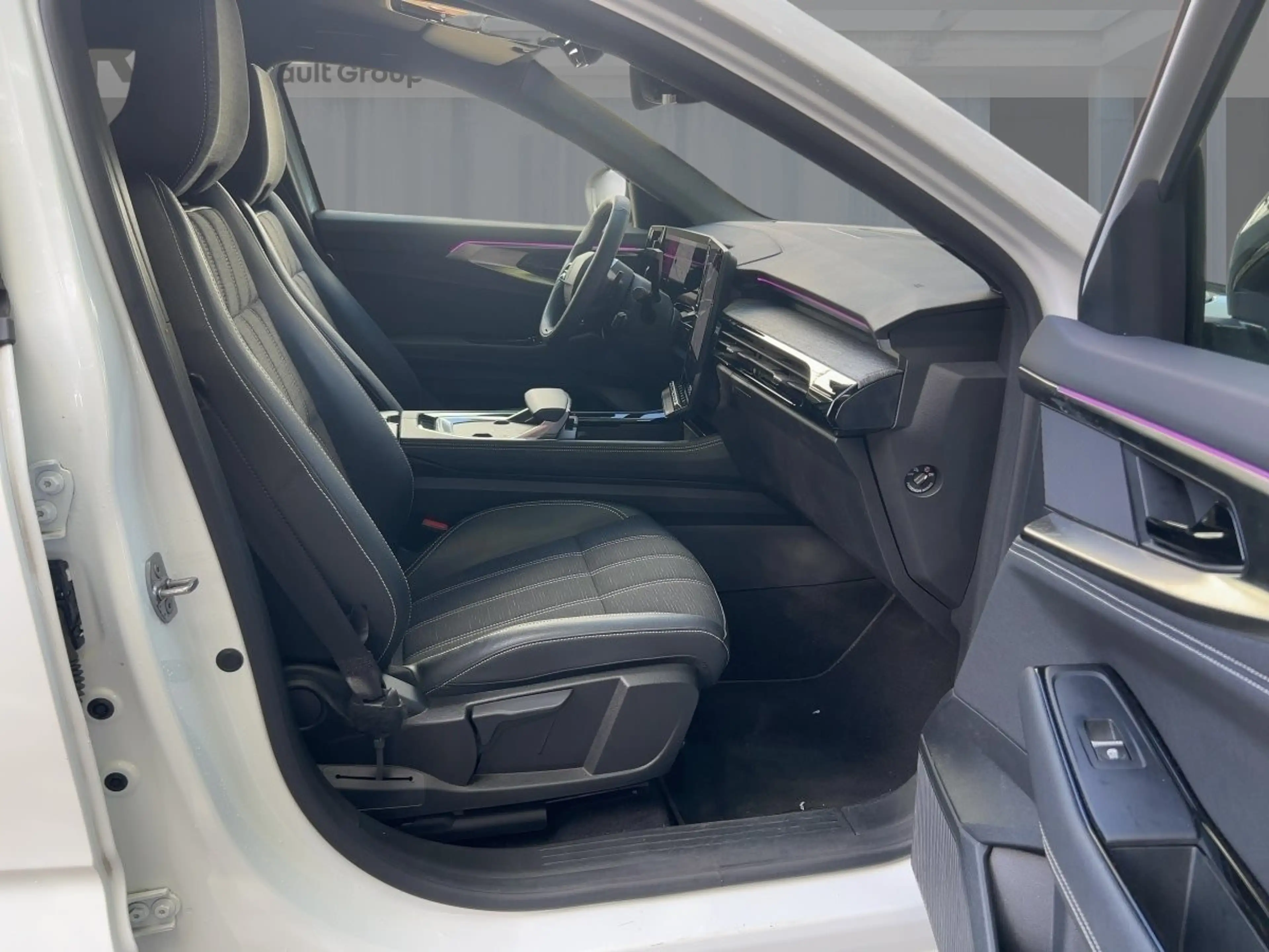 Renault Austral Techno Mild Hybrid 160 Automatik SHZ PDC — photo 8