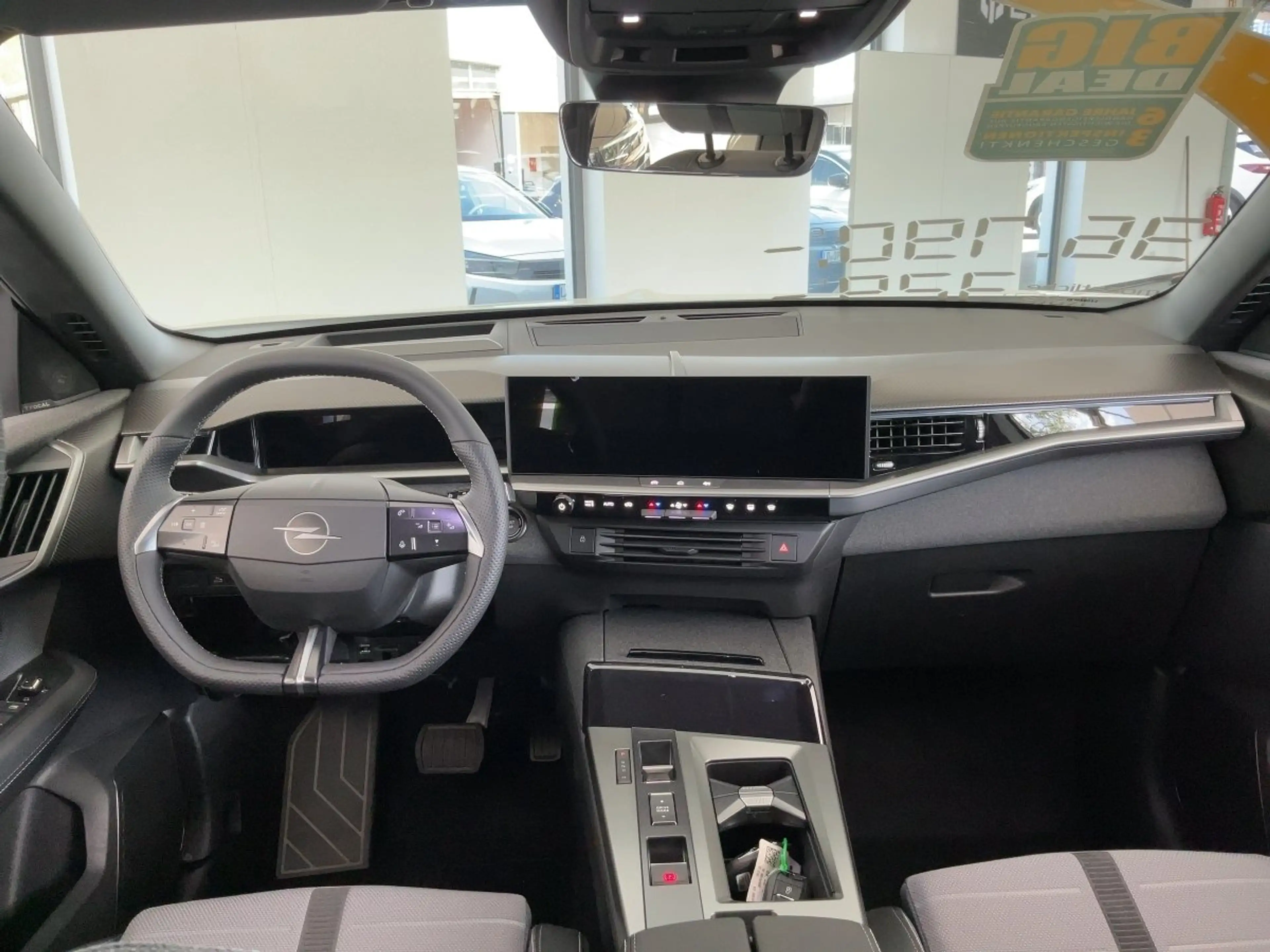 Opel Grandland 1.2 48V Mild- W Edition LED+SHZ+KlimaA — photo 9