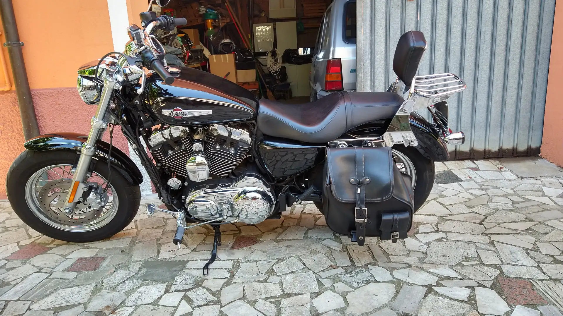 Harley-Davidson Sportster 1200 XL 1200C ,ABS Noir - 2