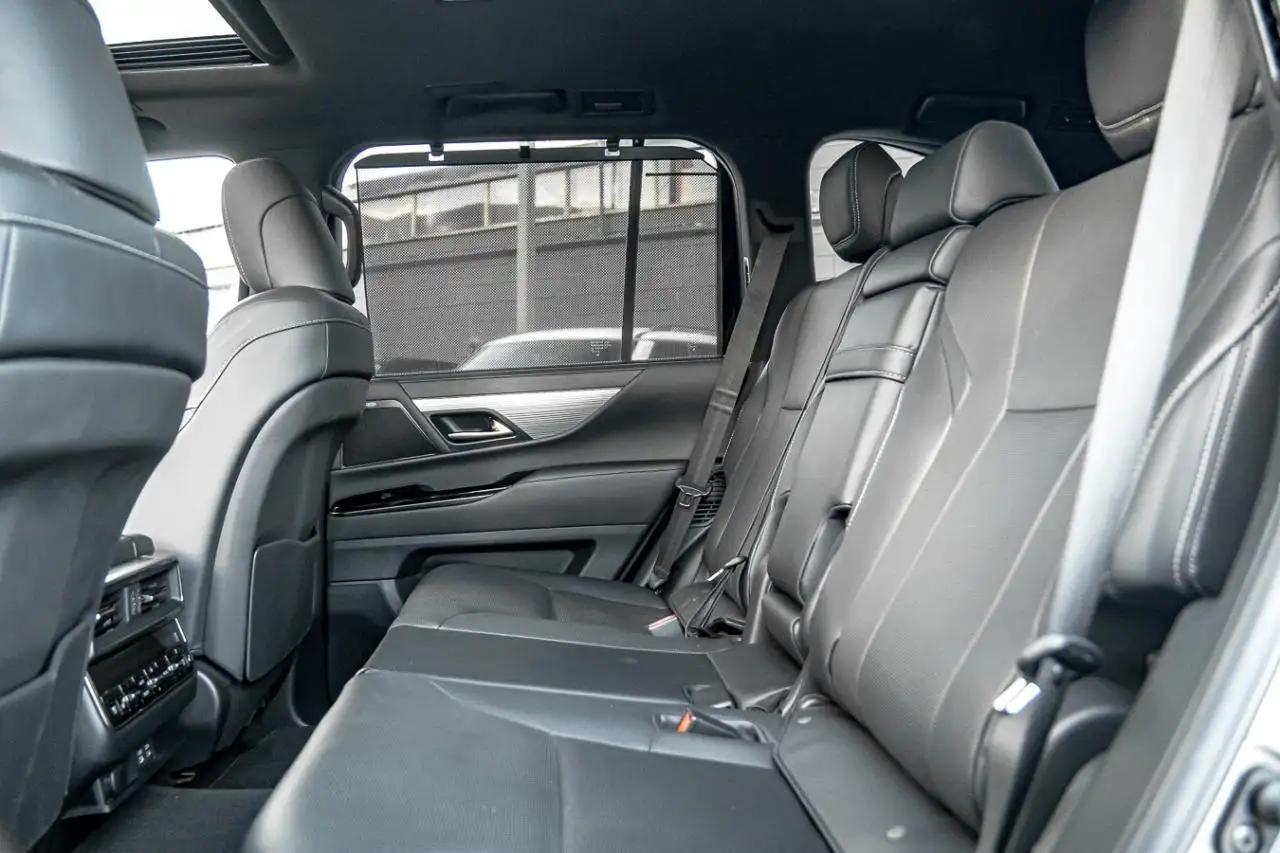 Lexus LX снимка Lexus LX