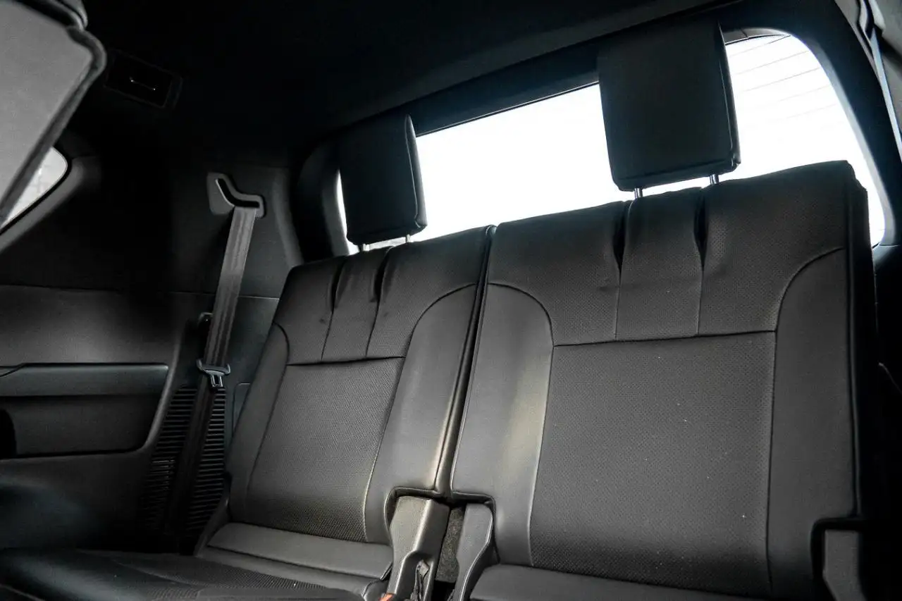 Lexus LX снимка Lexus LX