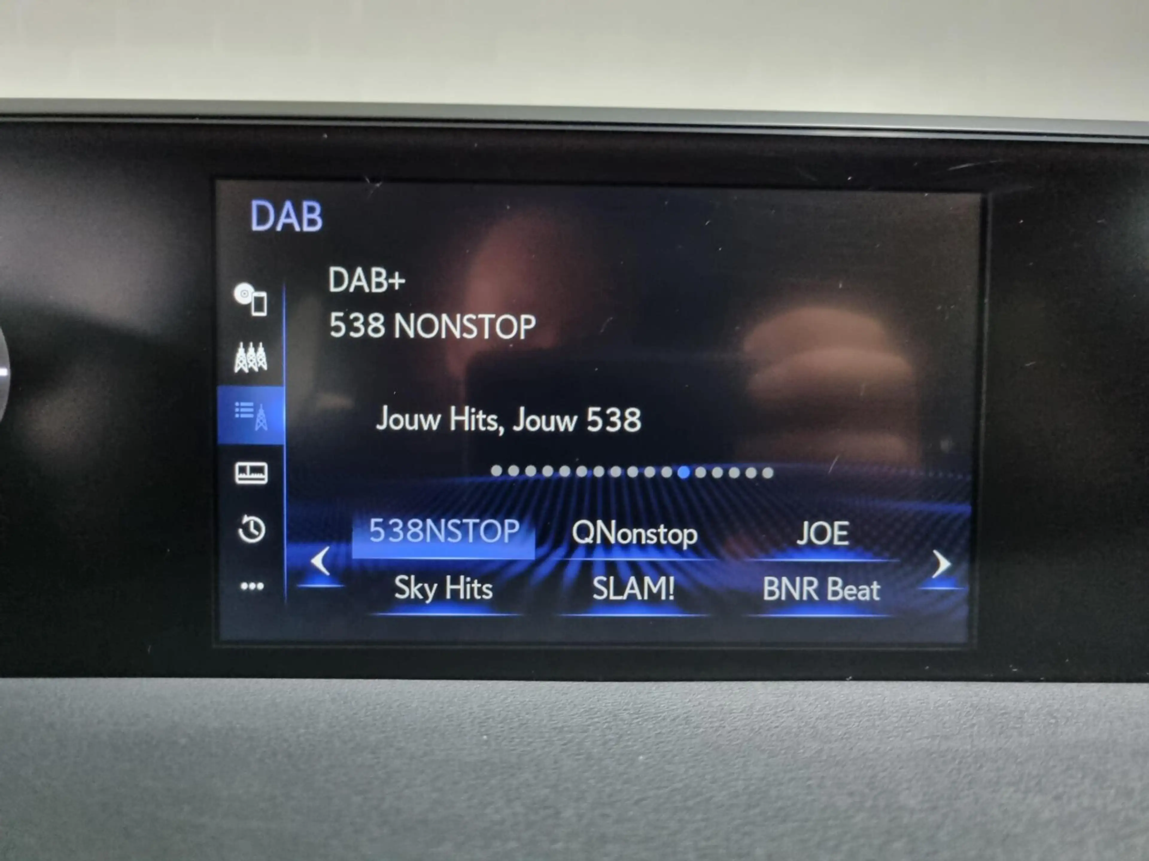 Lexus UX 250h Luxury Line / PDC / Leer / Trekhaak — photo 38