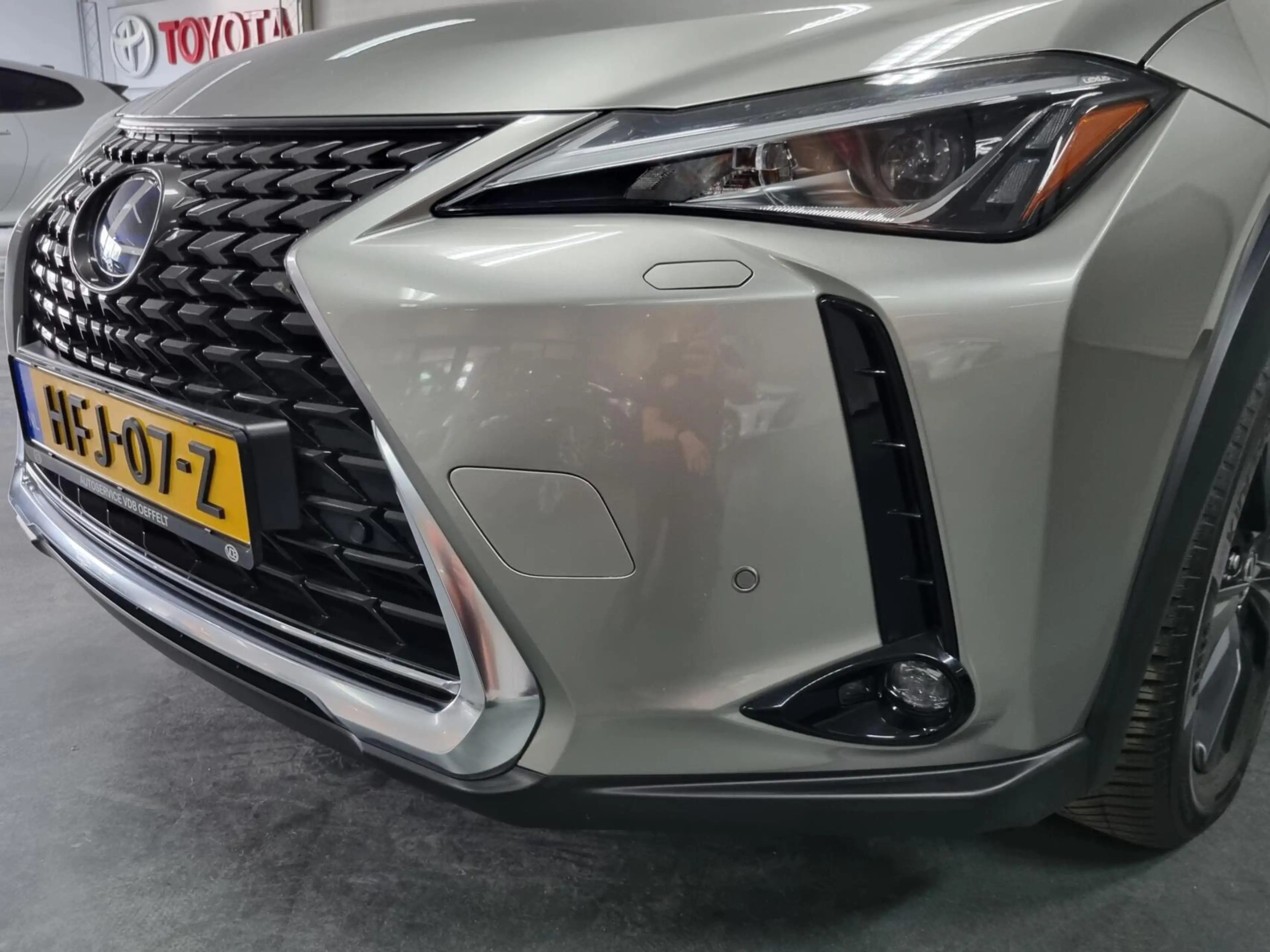 Lexus UX 250h Luxury Line / PDC / Leer / Trekhaak — photo 16