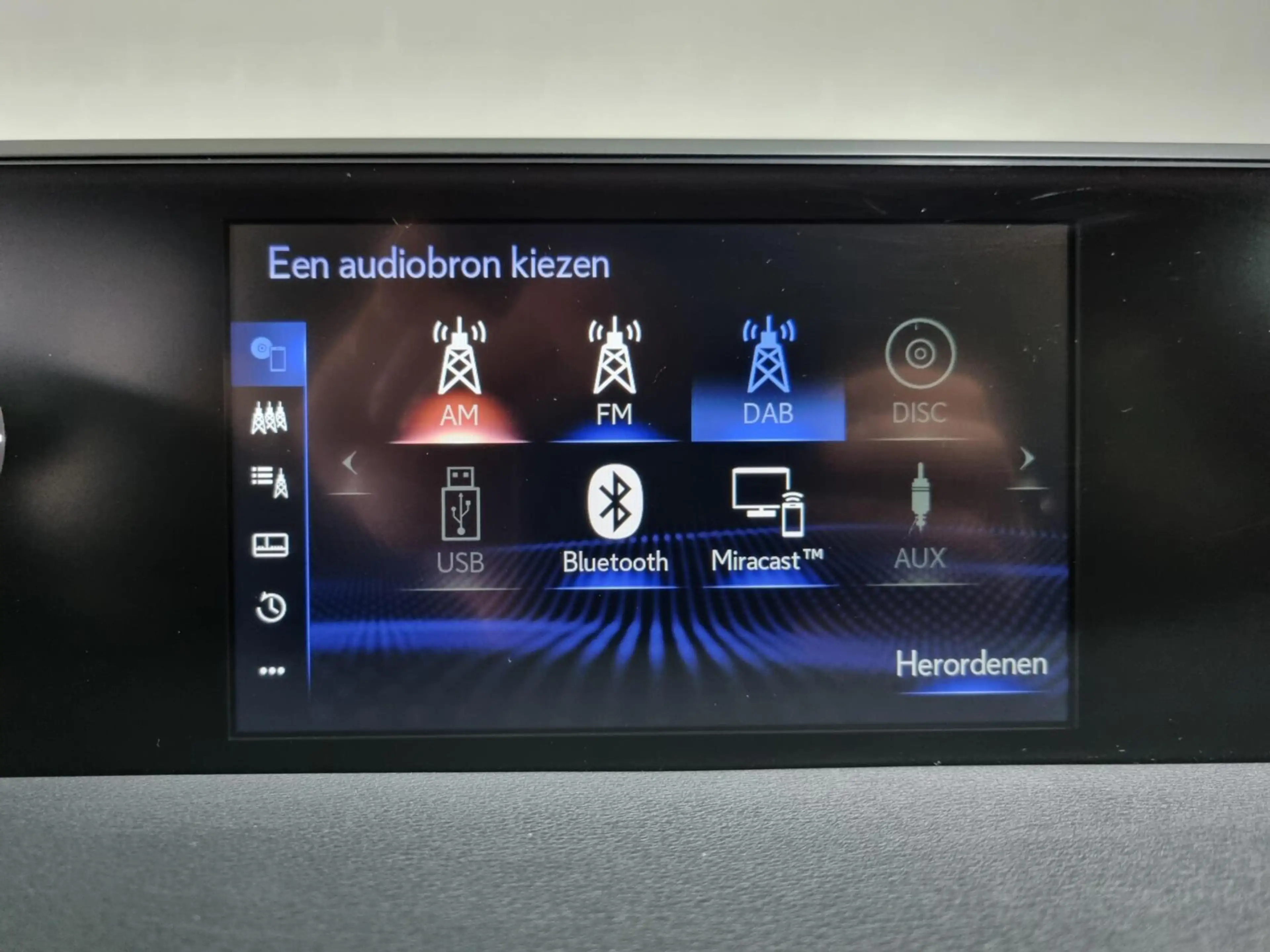 Lexus UX 250h Luxury Line / PDC / Leer / Trekhaak — photo 39
