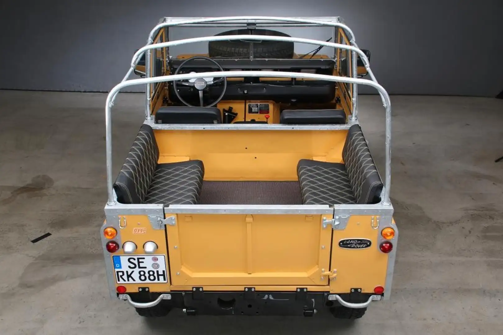 Land Rover Series Yellow - 2