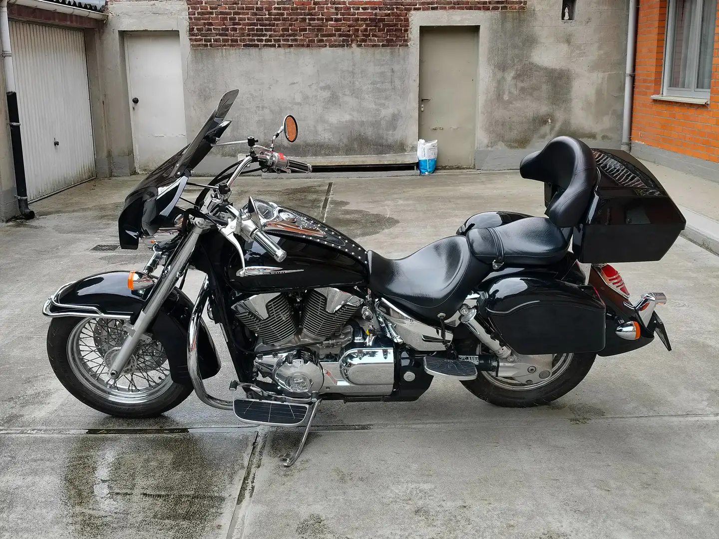 Honda VTX 1300 Чёрный - 1