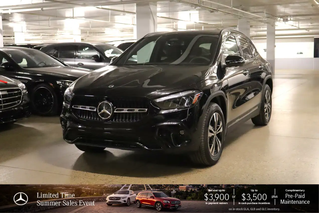 Mercedes-Benz GLA снимка Mercedes-Benz GLA