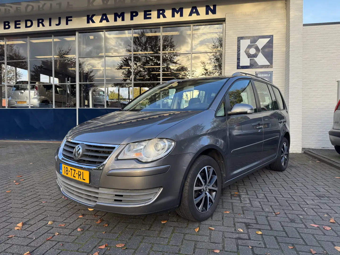 Volkswagen Touran 1.4 TSI Comfortline Trekhaak / Airco / Nieuwe APK Grijs - 1