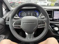 Chrysler Grand Caravan 2027 — фото 14
