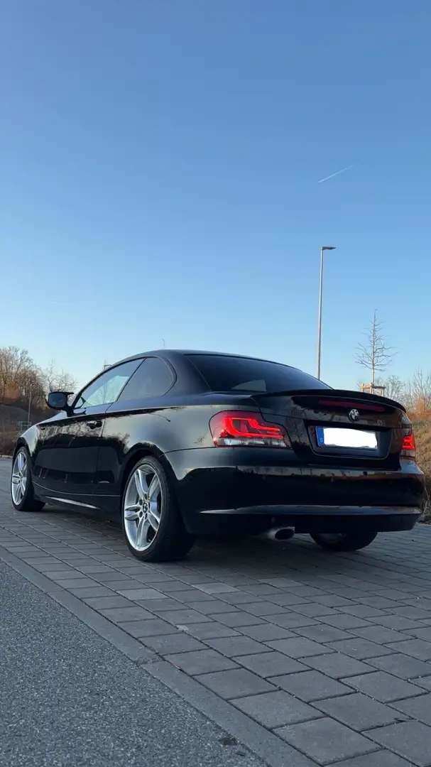 BMW 120 120d Schwarz - 2