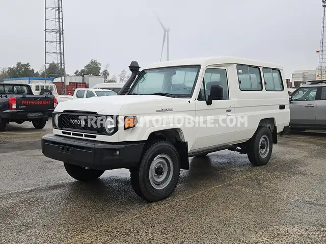 Toyota Land Cruiser Metal top HZJ 78 4.2L DIESEL PWR NEW MODEL - EXPORT OUT EU TROPICAL VERSION