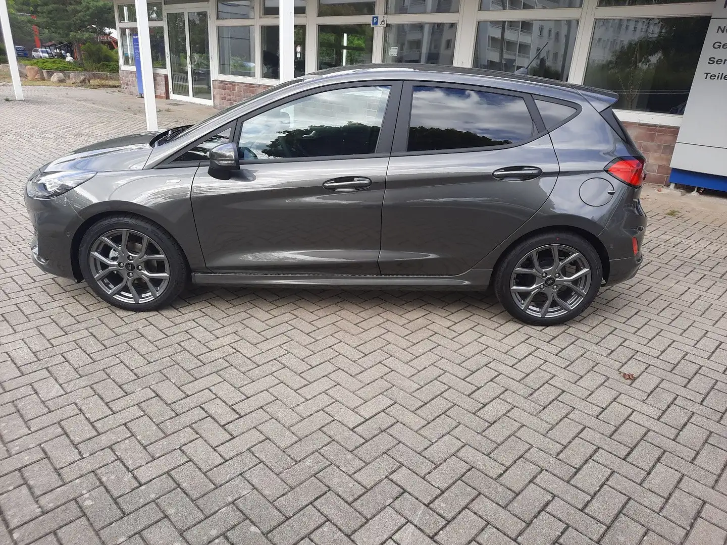 Ford Fiesta ST-Line Winterpaket, LED,... Grau - 2