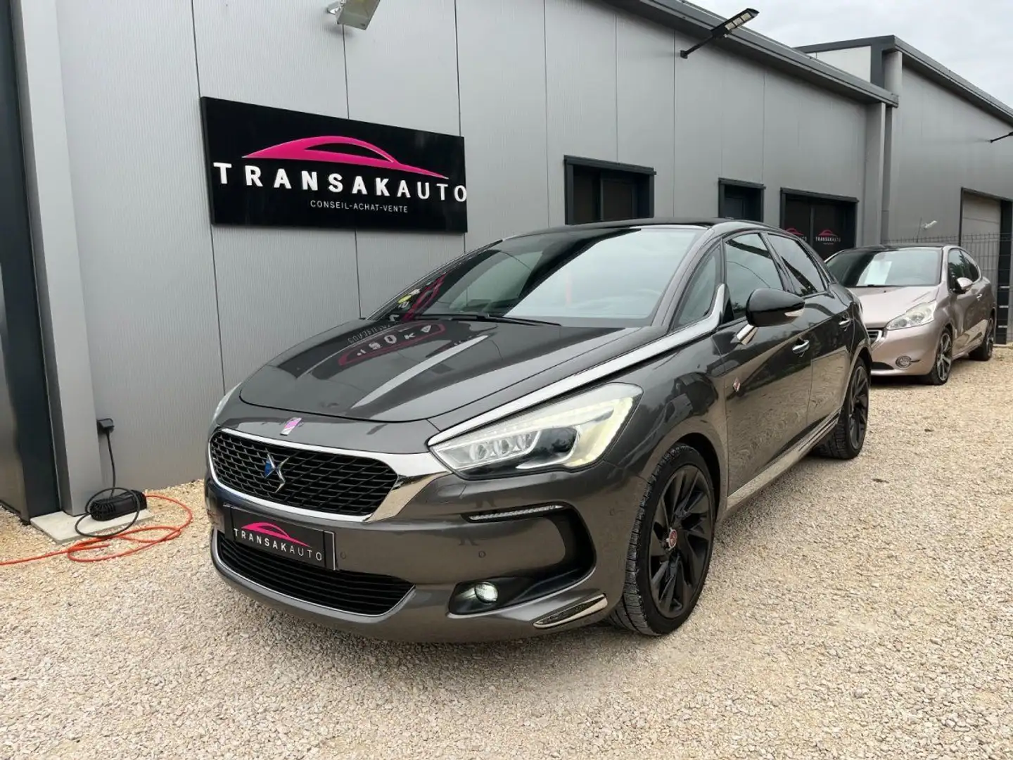 DS Automobiles DS 5 DS5 BlueHDi 180 SS EAT6 Performance Line Серый - 1