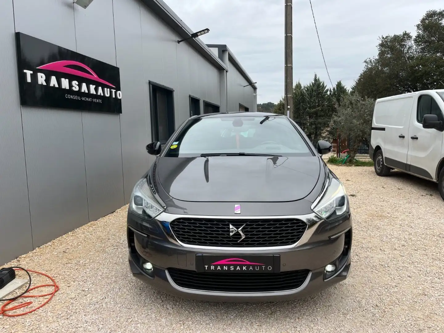 DS Automobiles DS 5 DS5 BlueHDi 180 SS EAT6 Performance Line Gris - 2