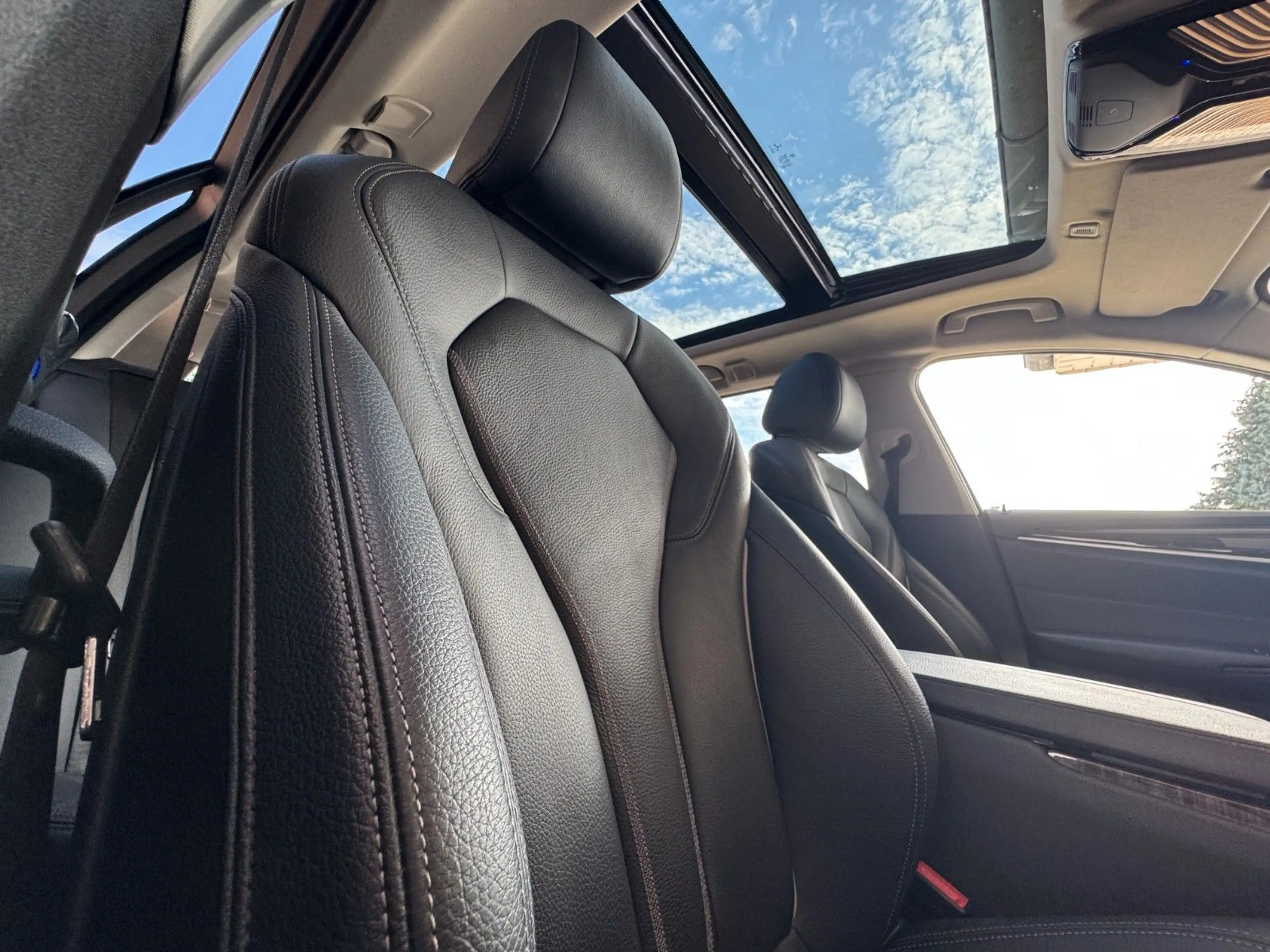 BMW 520 5 Touring 520 d xDrive Sport Line — photo 19