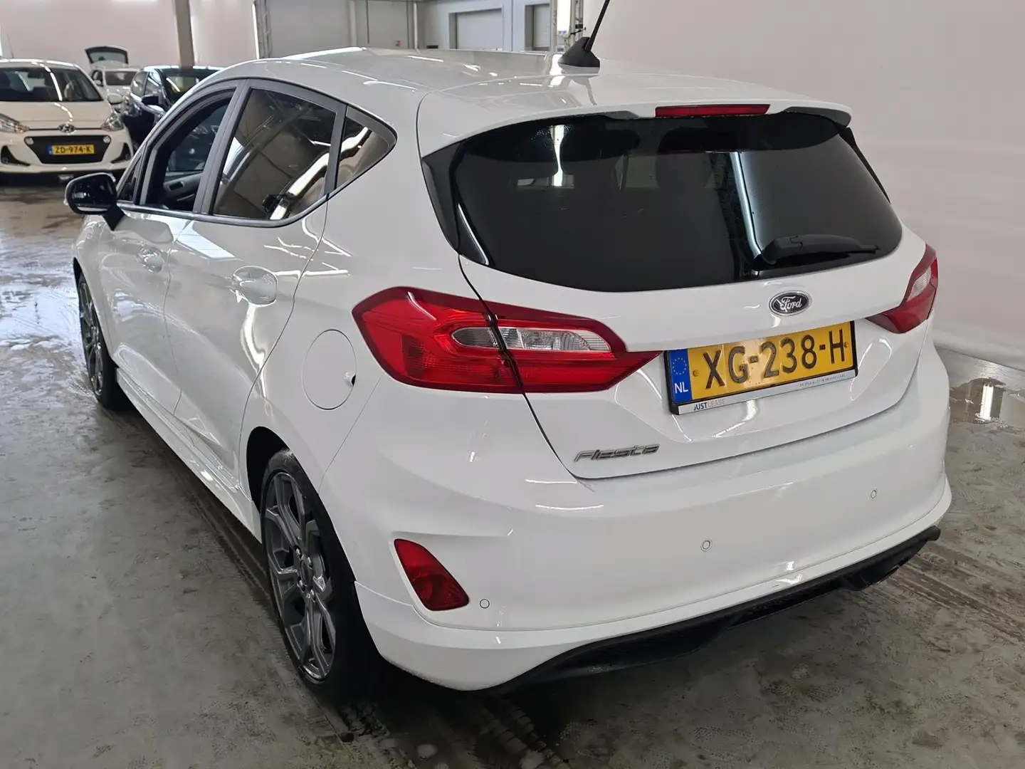 Ford Fiesta 1.0 EcoBoost 101pk ST-Line | Navigatie | Cruise Co Bianco - 2