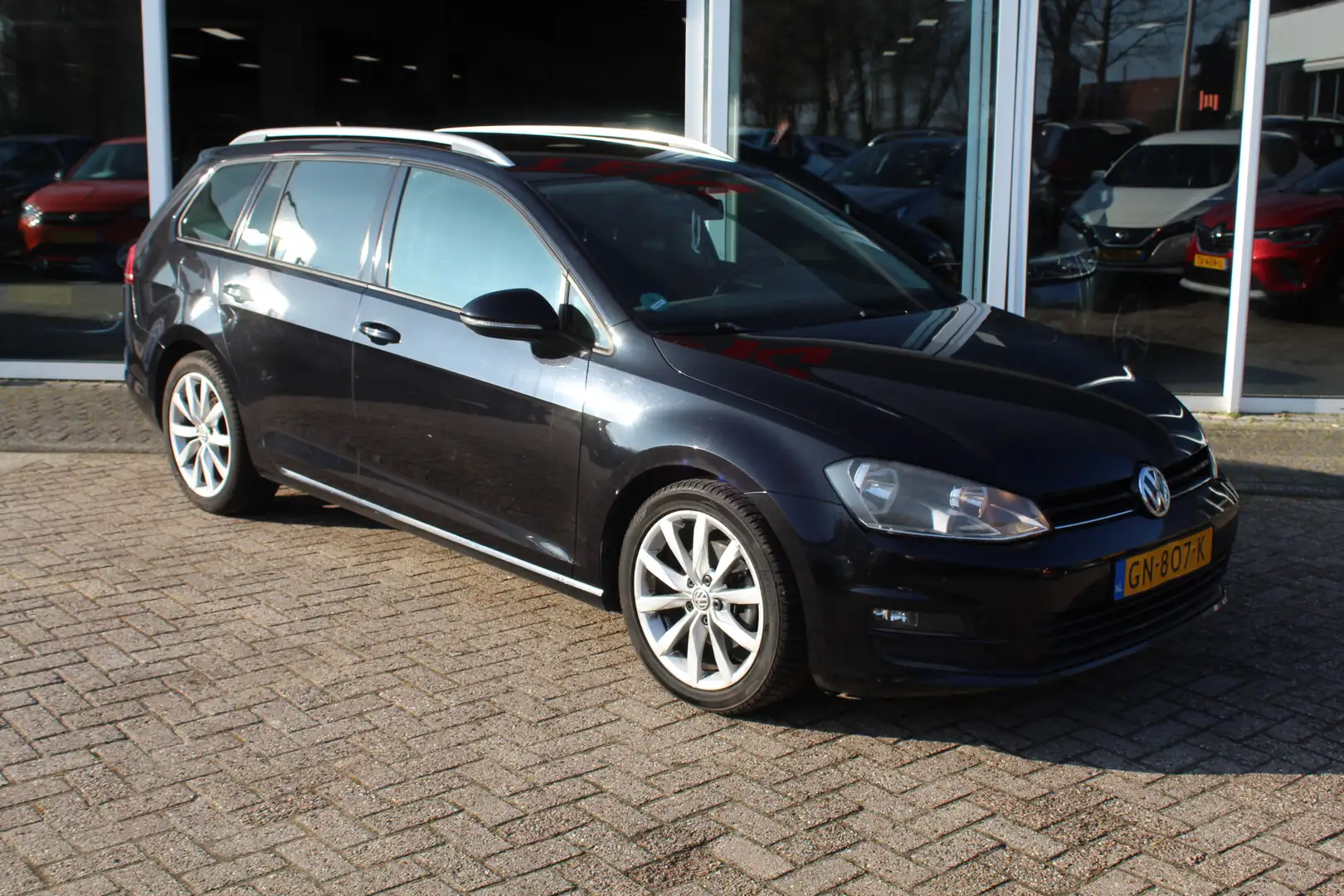 Volkswagen Golf Variant 1.6 TDI Comfortline//Trekhaak//Navi//Ecc!! Schwarz - 2